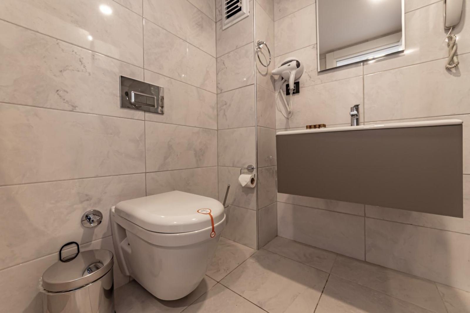 Triple Room with View