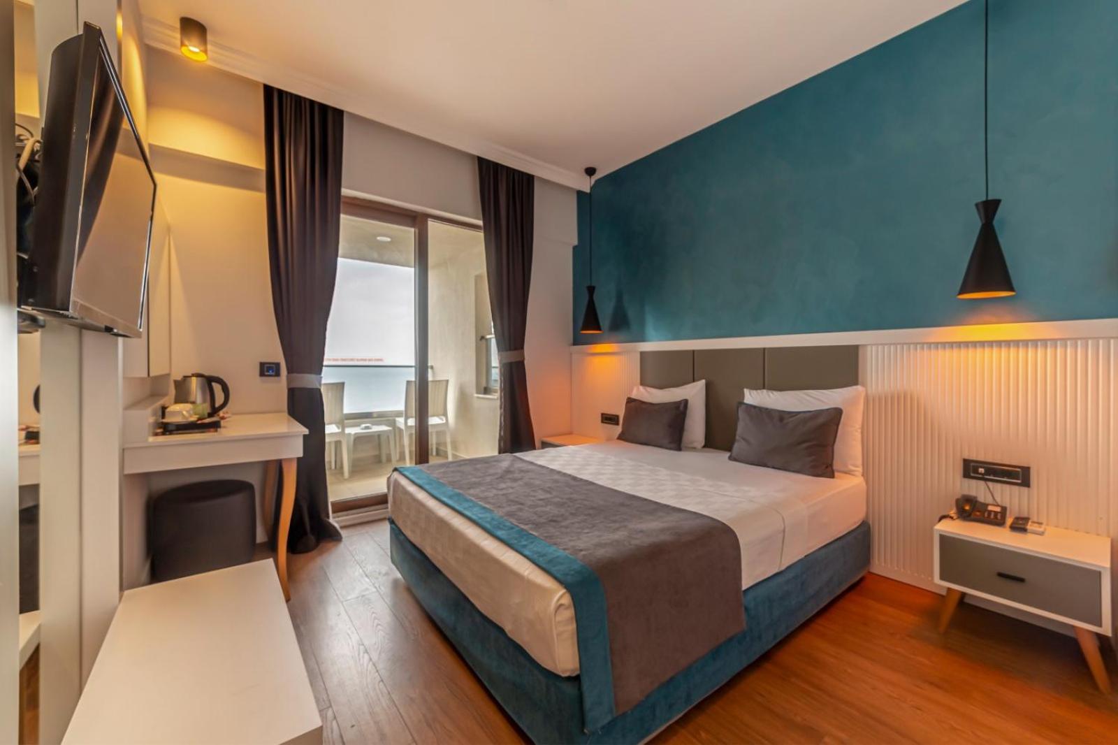 Deluxe Double Room with Sea View