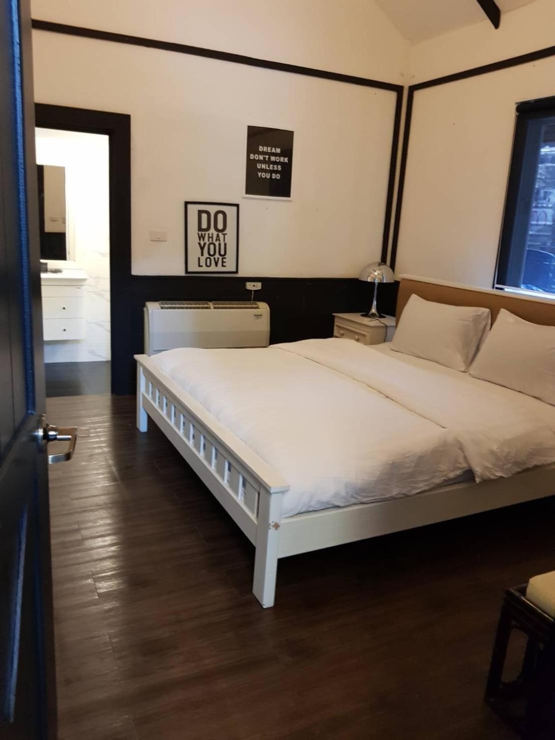 Three-Bedroom House - Photo 21