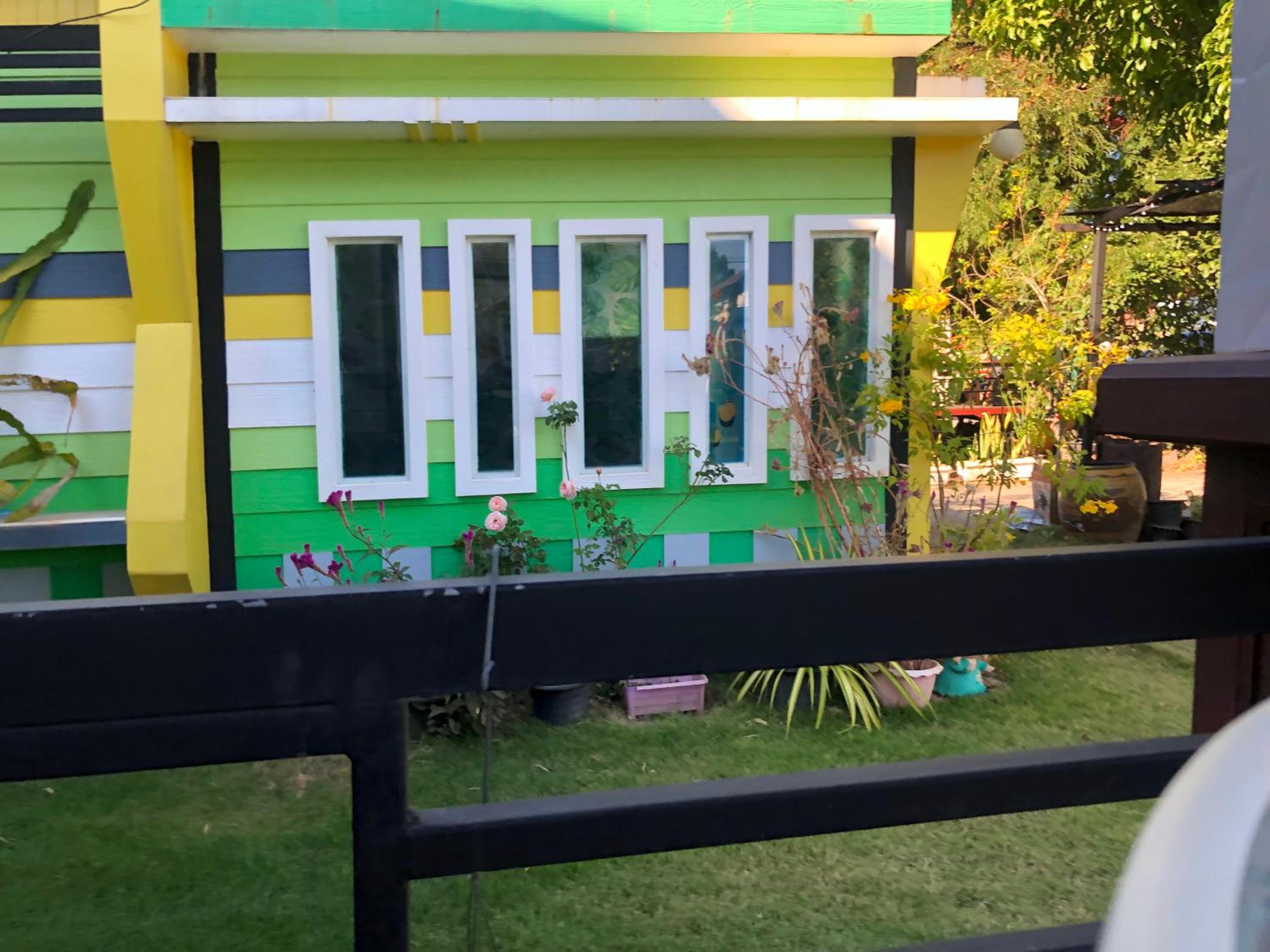 One-Bedroom House - Photo 14