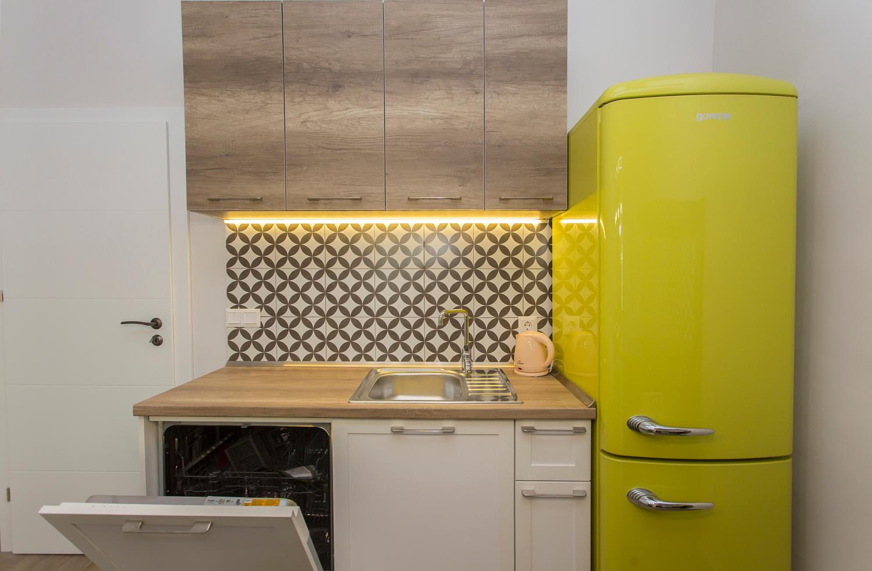 One-Bedroom Apartment - Photo 19