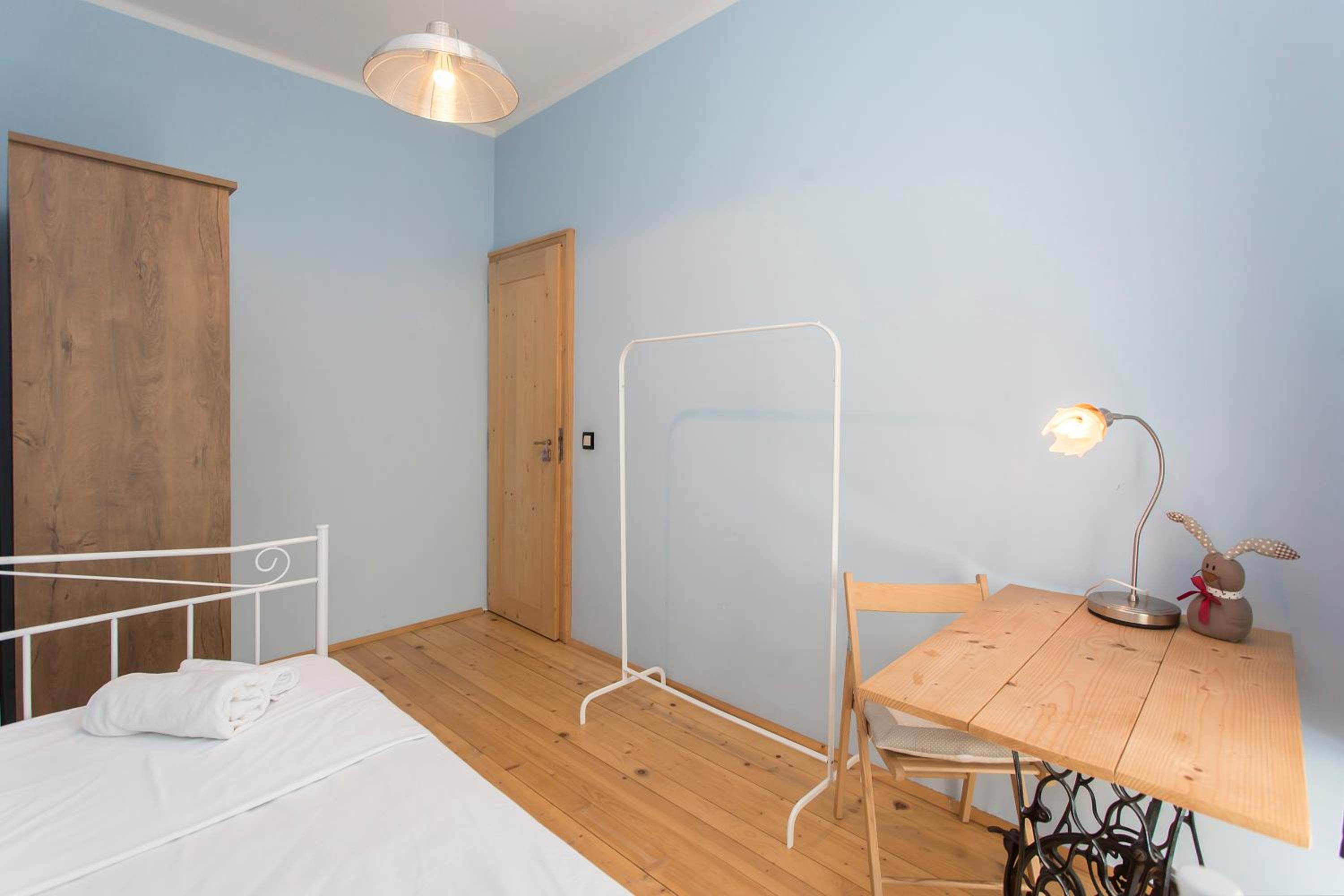 Two-Bedroom Apartment - Photo 18