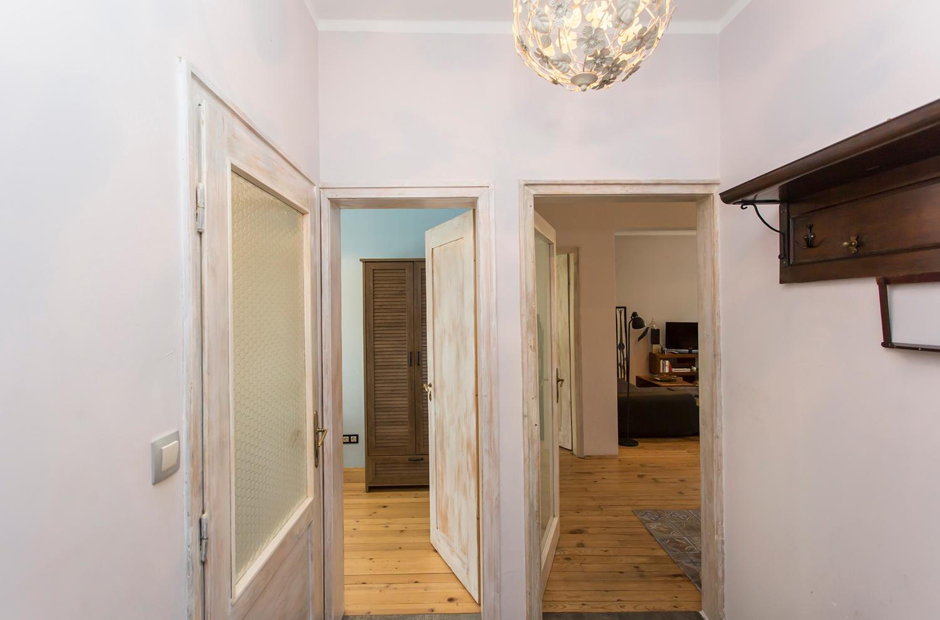 Two-Bedroom Apartment - Photo 15