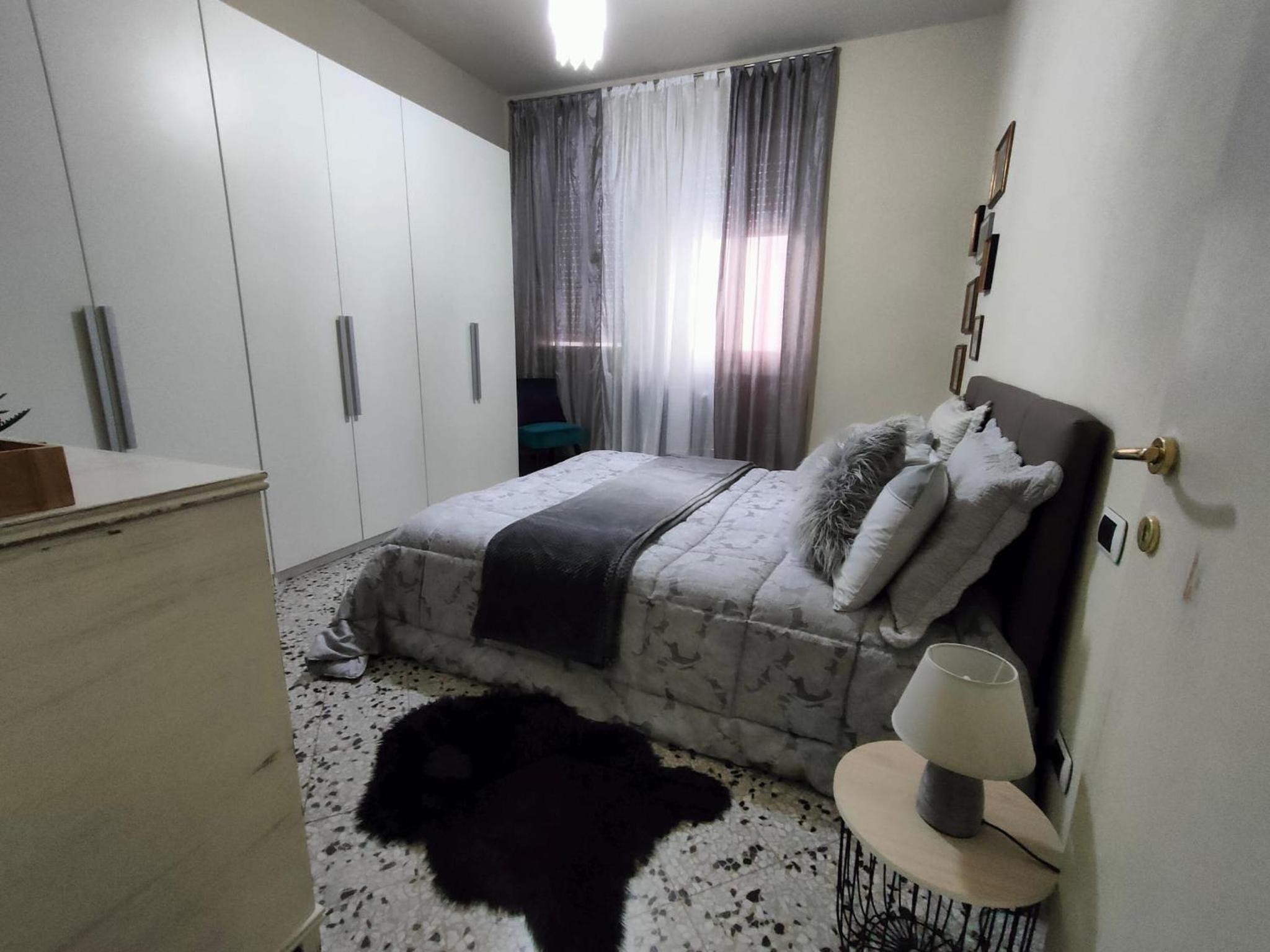 One-Bedroom Apartment - Photo 40