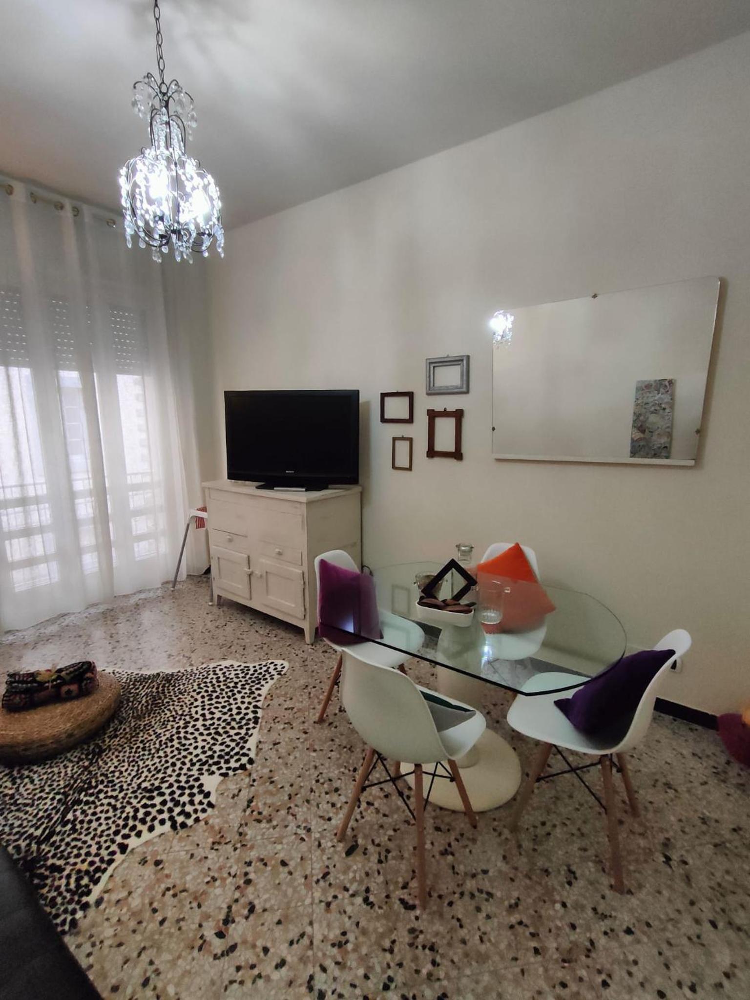 One-Bedroom Apartment - Photo 33