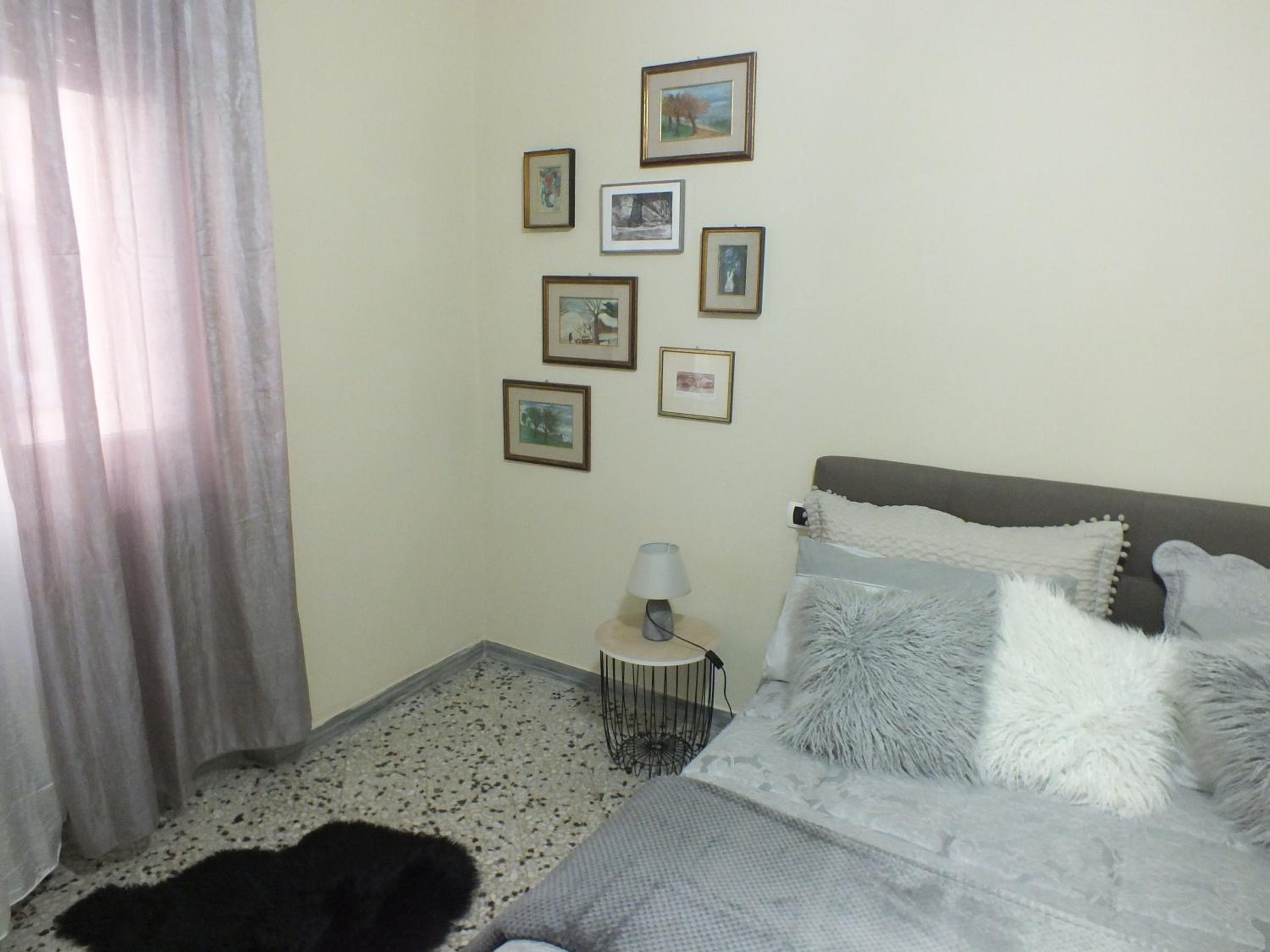One-Bedroom Apartment - Photo 10
