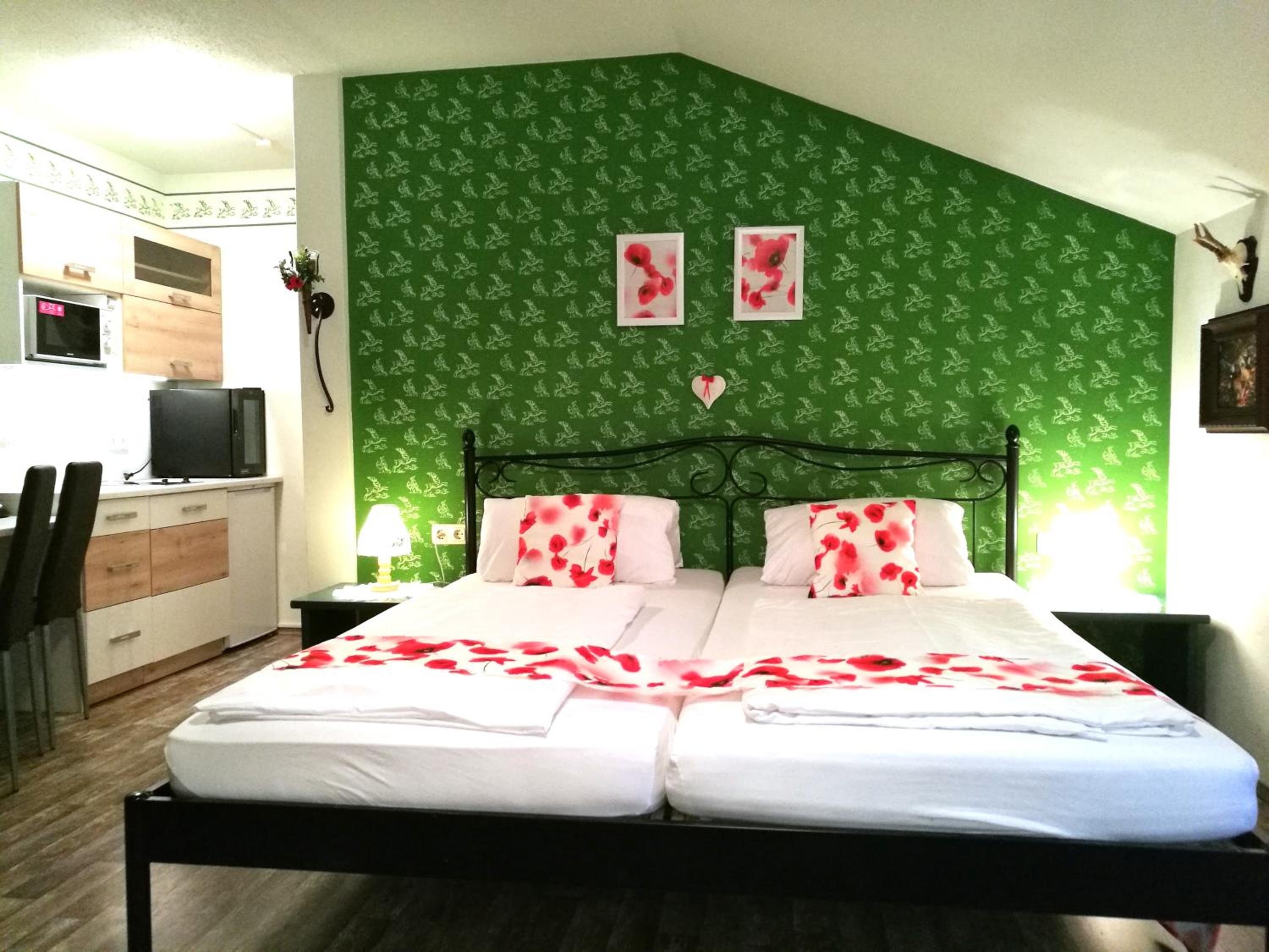 Deluxe Double Room with Extra Bed photo 1