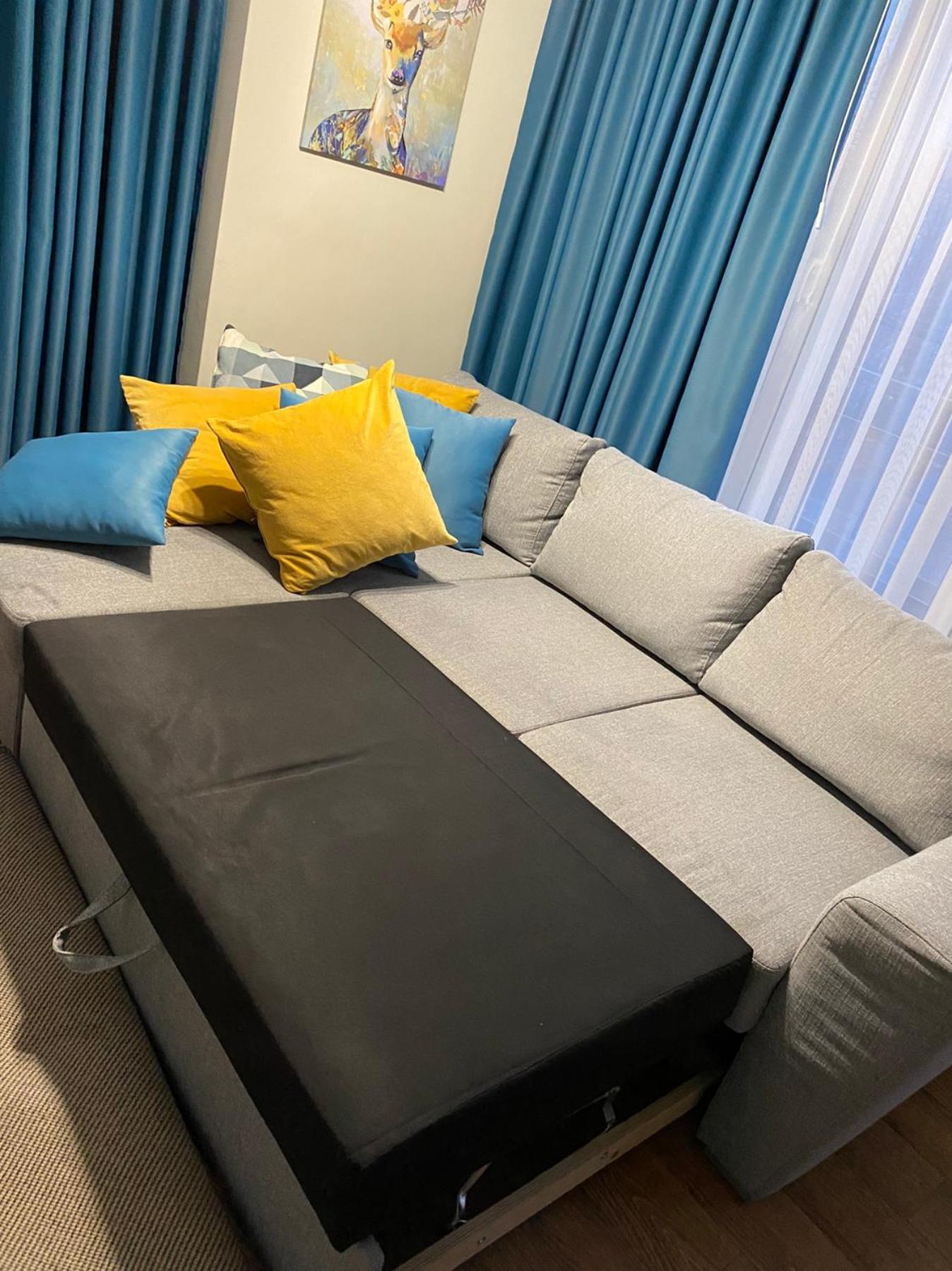 One-Bedroom Apartment - Photo 3