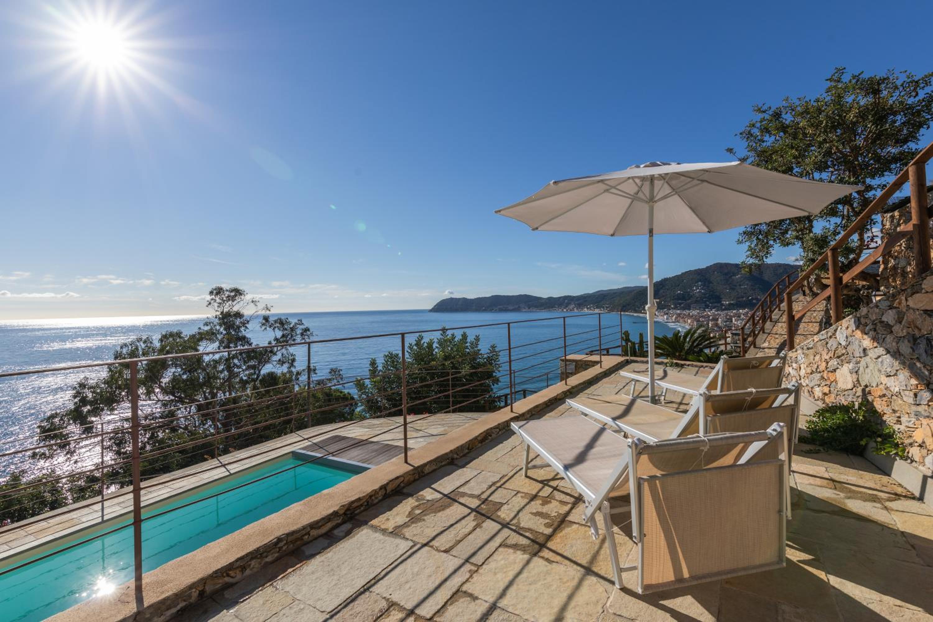 Apartment with Sea View - Photo 18