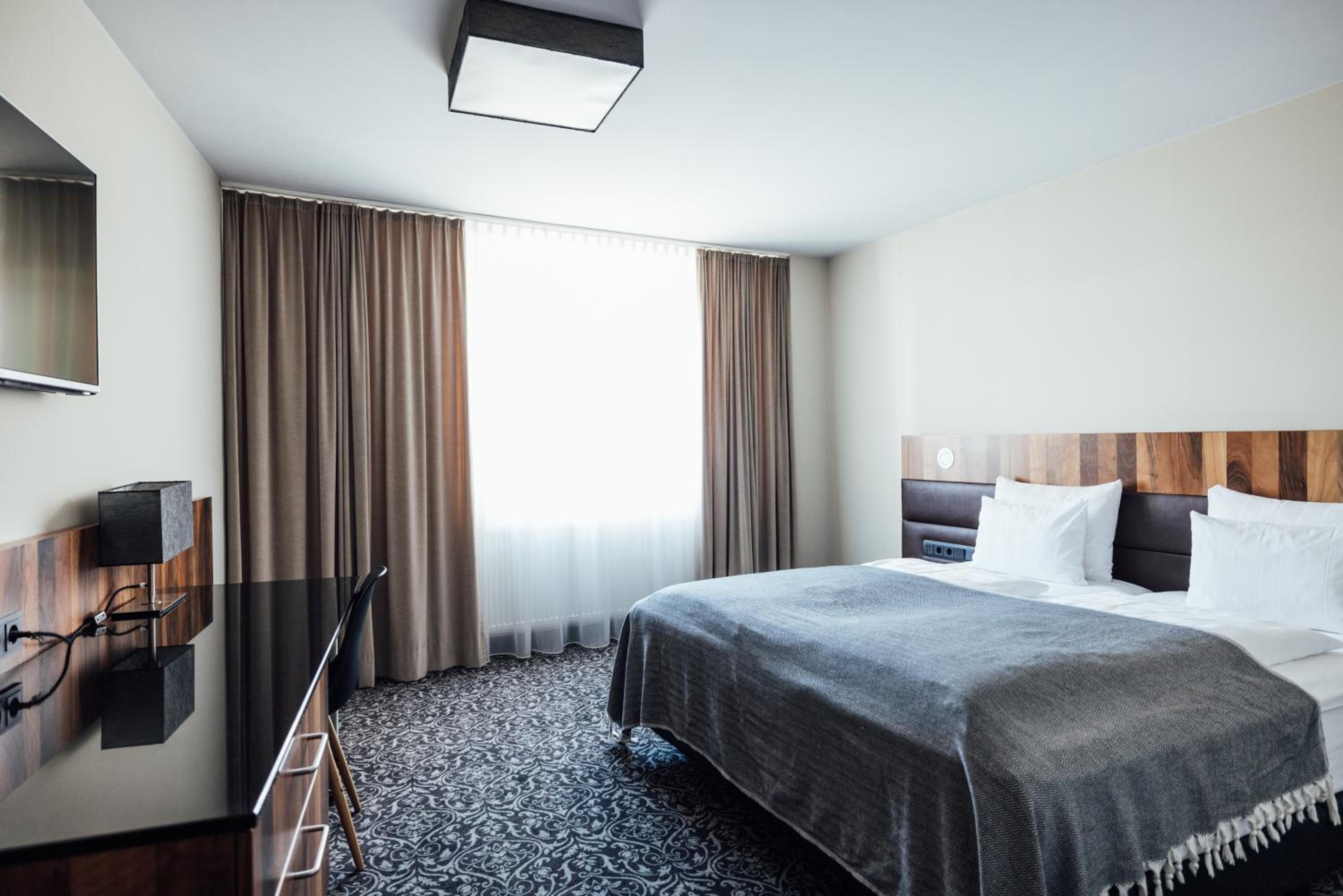 Double or Twin Room - Photo 3
