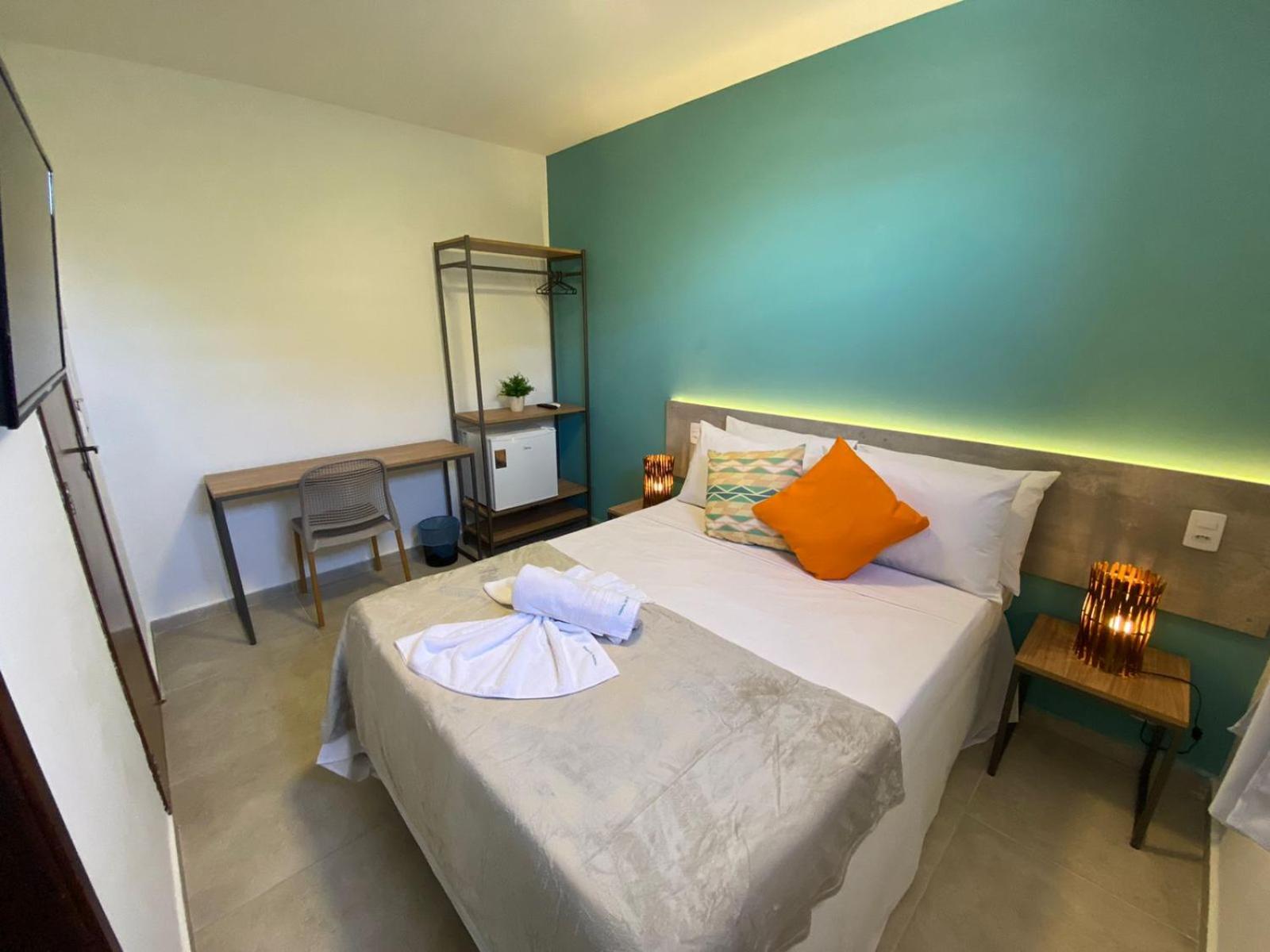 Standard Double Room - Photo 10