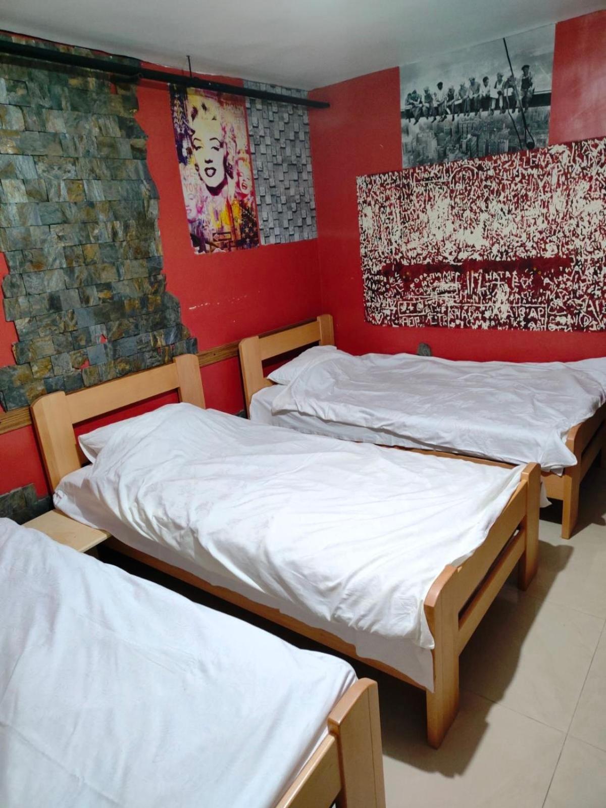 Triple Room with Shared Bathroom photo 3