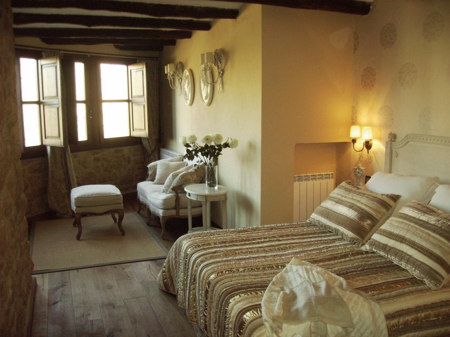Suite - Photo 3