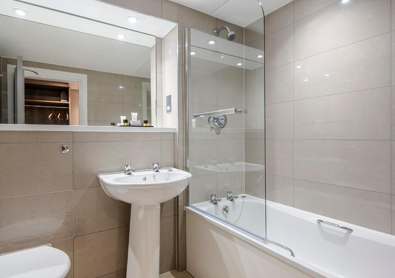 Double Room - Photo 5