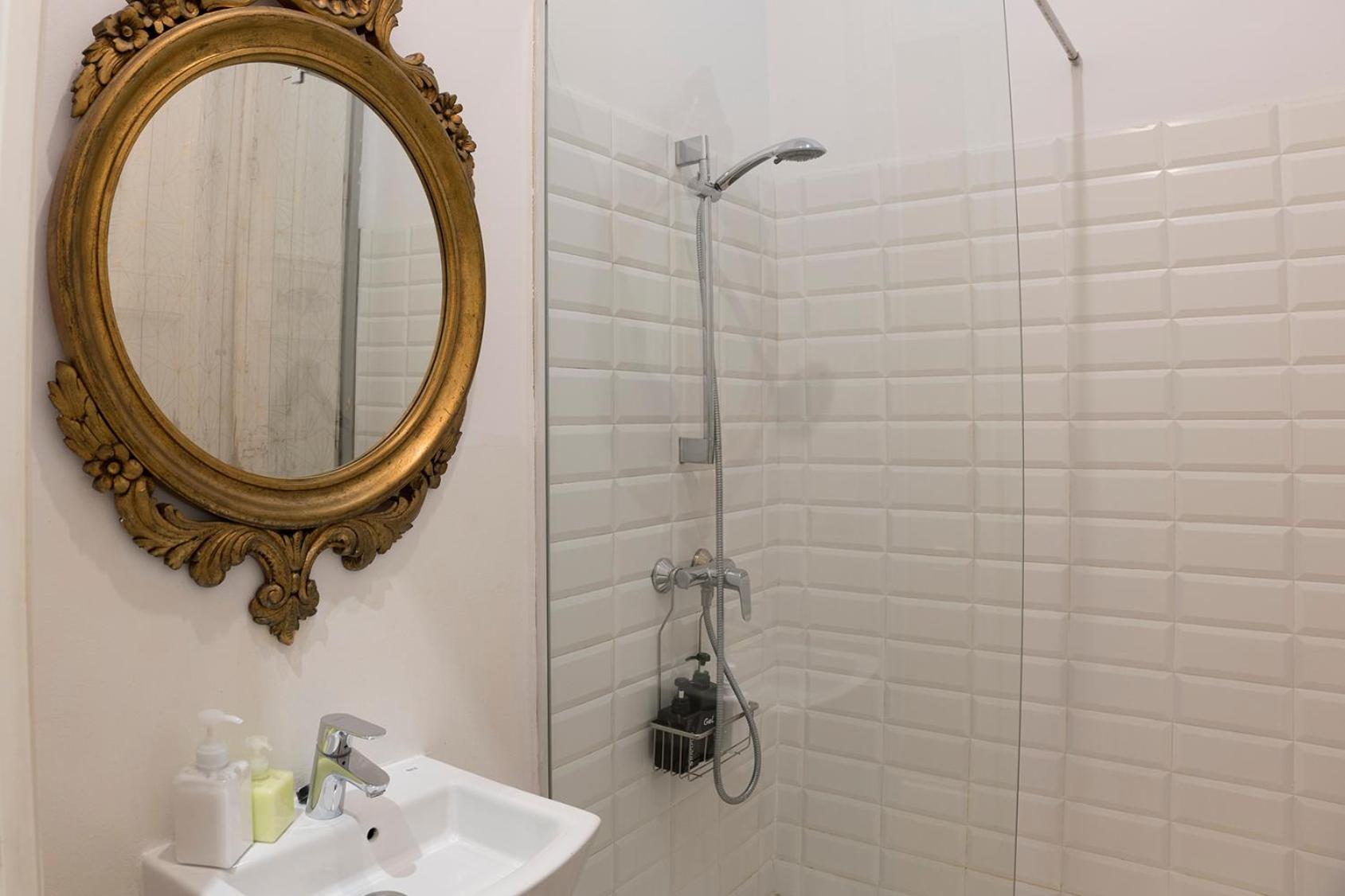 Standard Double Room with Private Bathroom photo 2