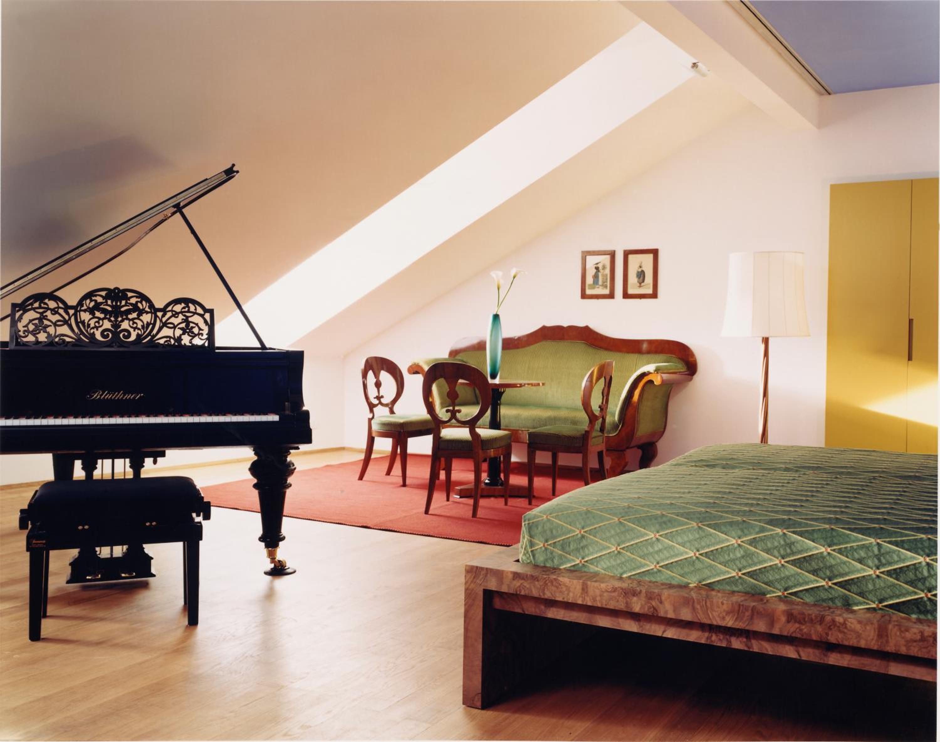 Deluxe Junior Suite - Photo 1