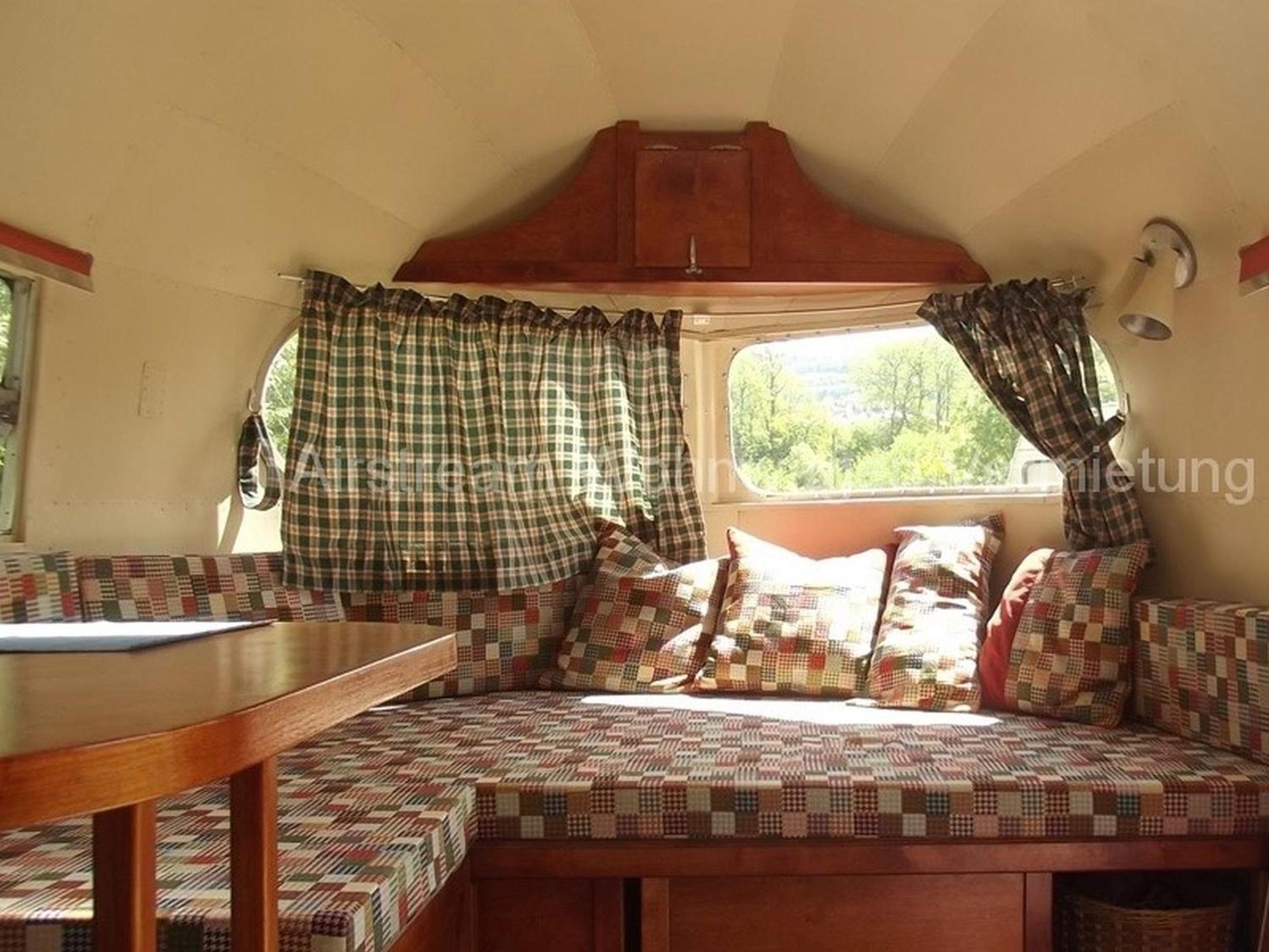Caravan photo 3