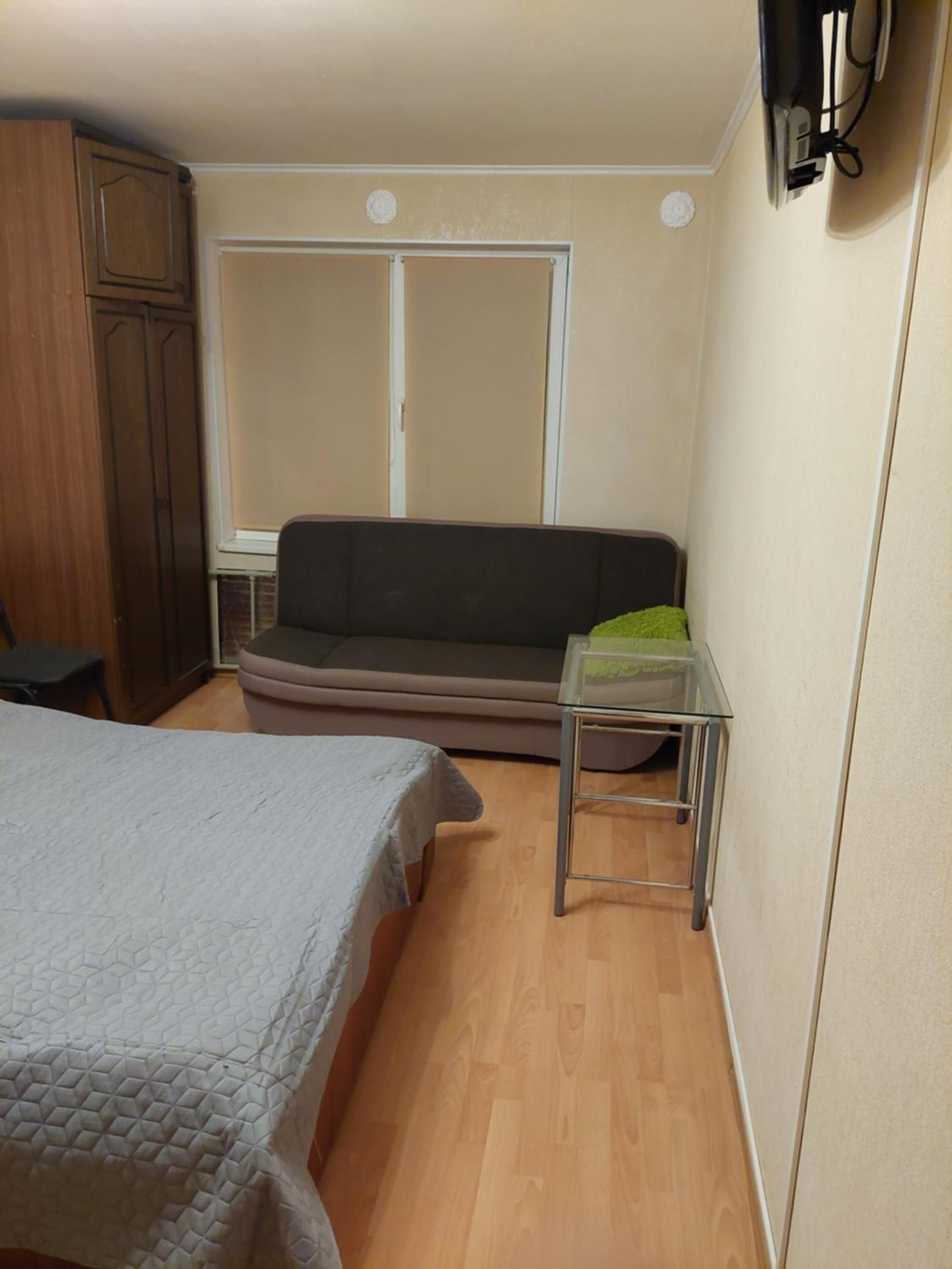One-Bedroom Apartment - Photo 10