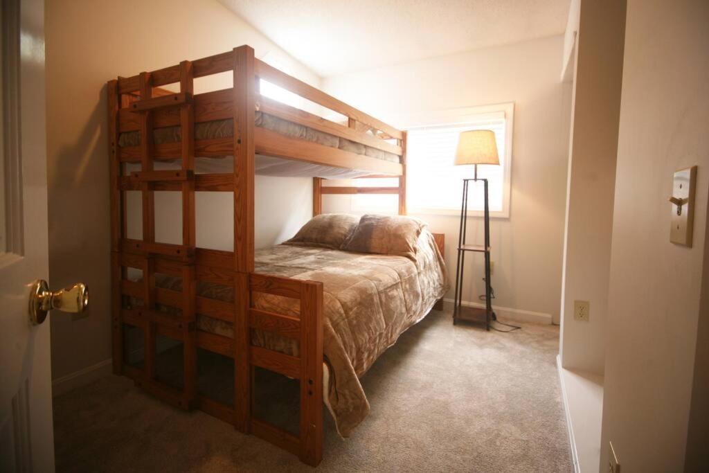 Four-Bedroom House photo 1