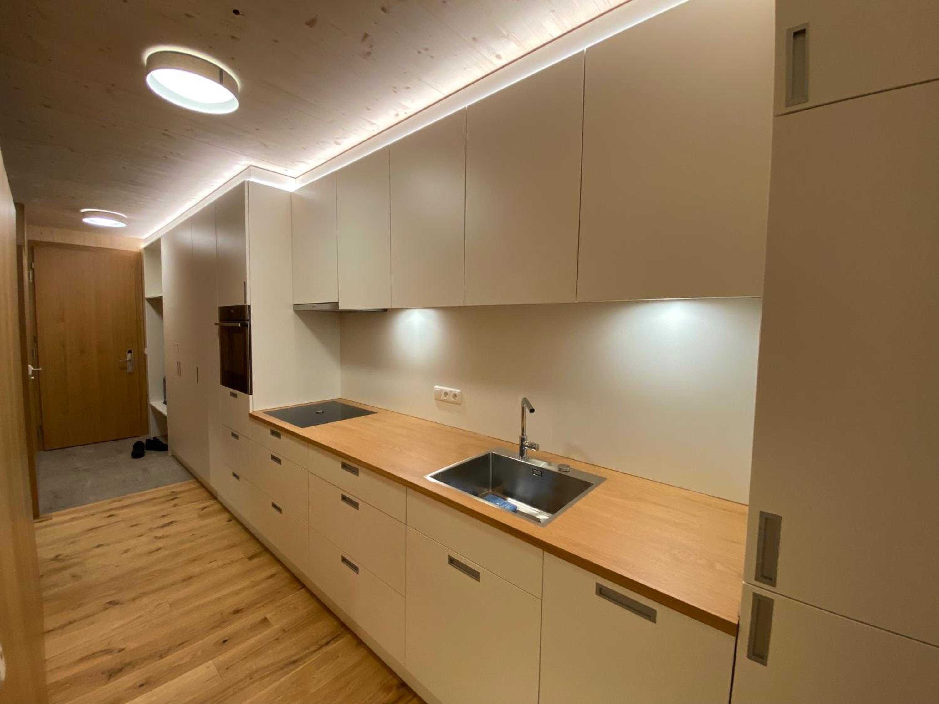 One-Bedroom Apartment - Photo 11