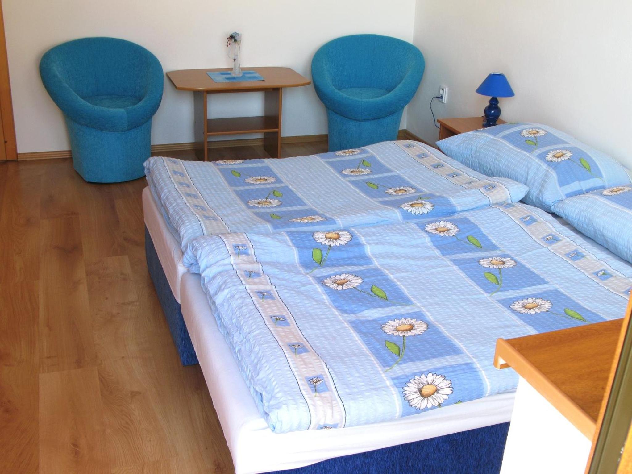 Three-Bedroom Apartment with Balcony photo 2