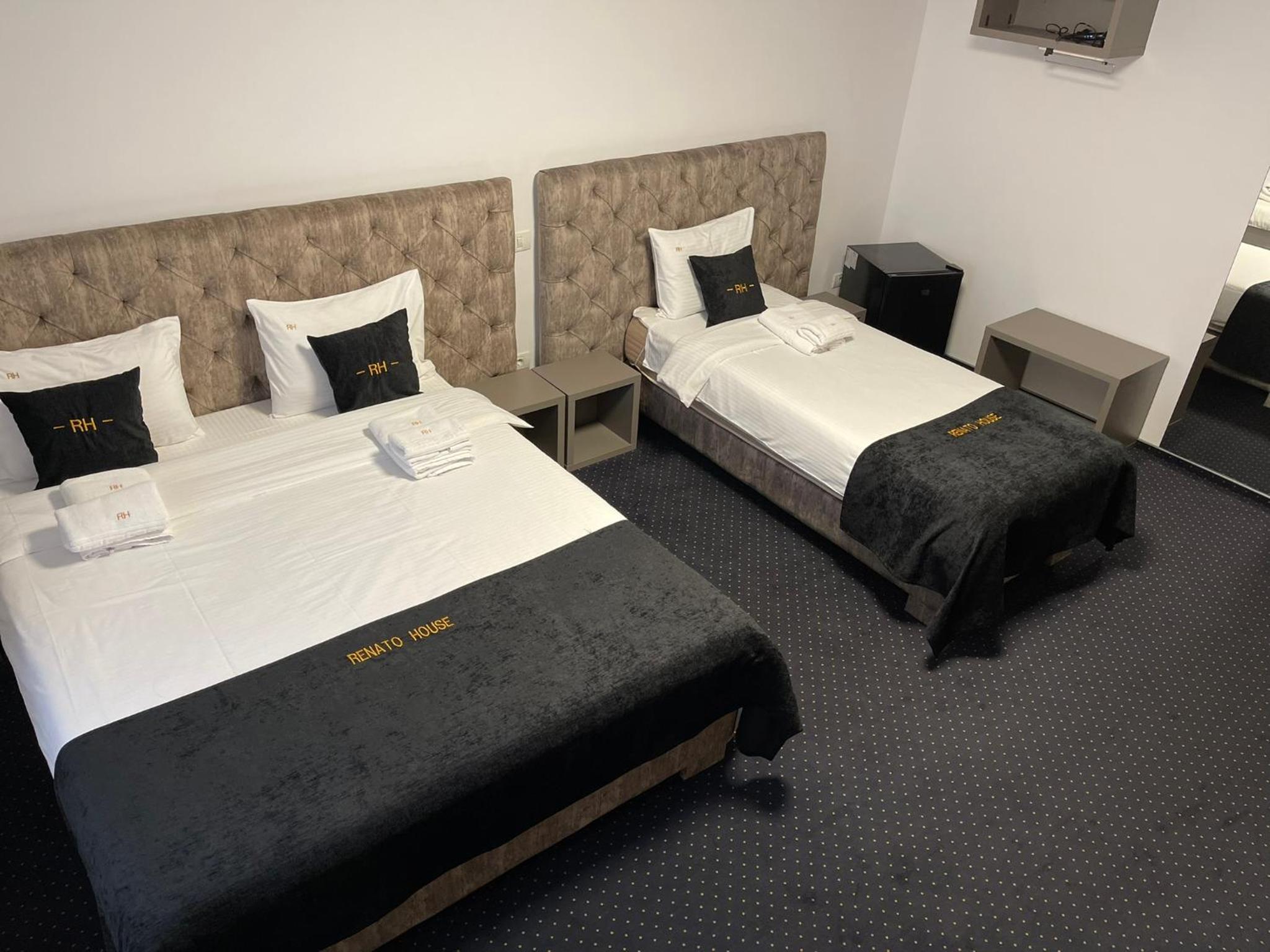 Triple Room - Photo 6