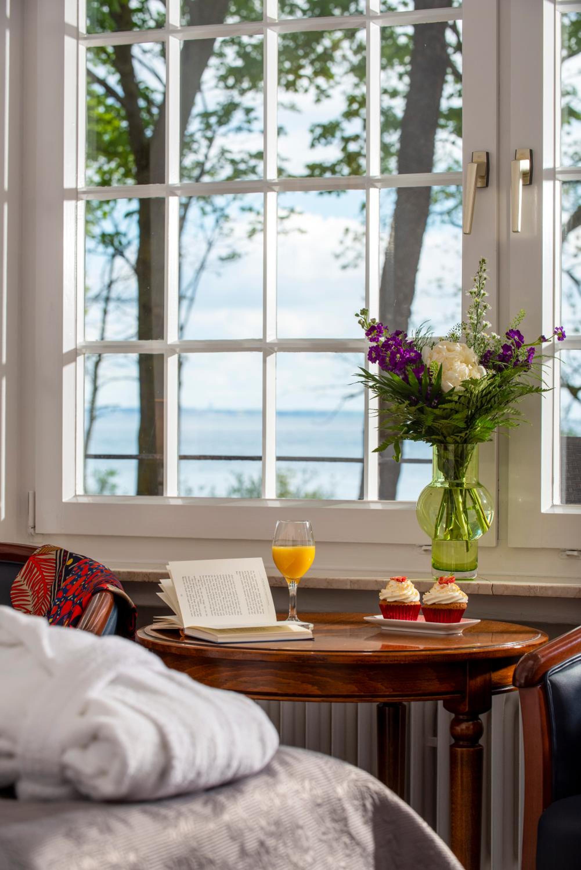 Double Room - Sea Side with Balcony - Photo 5
