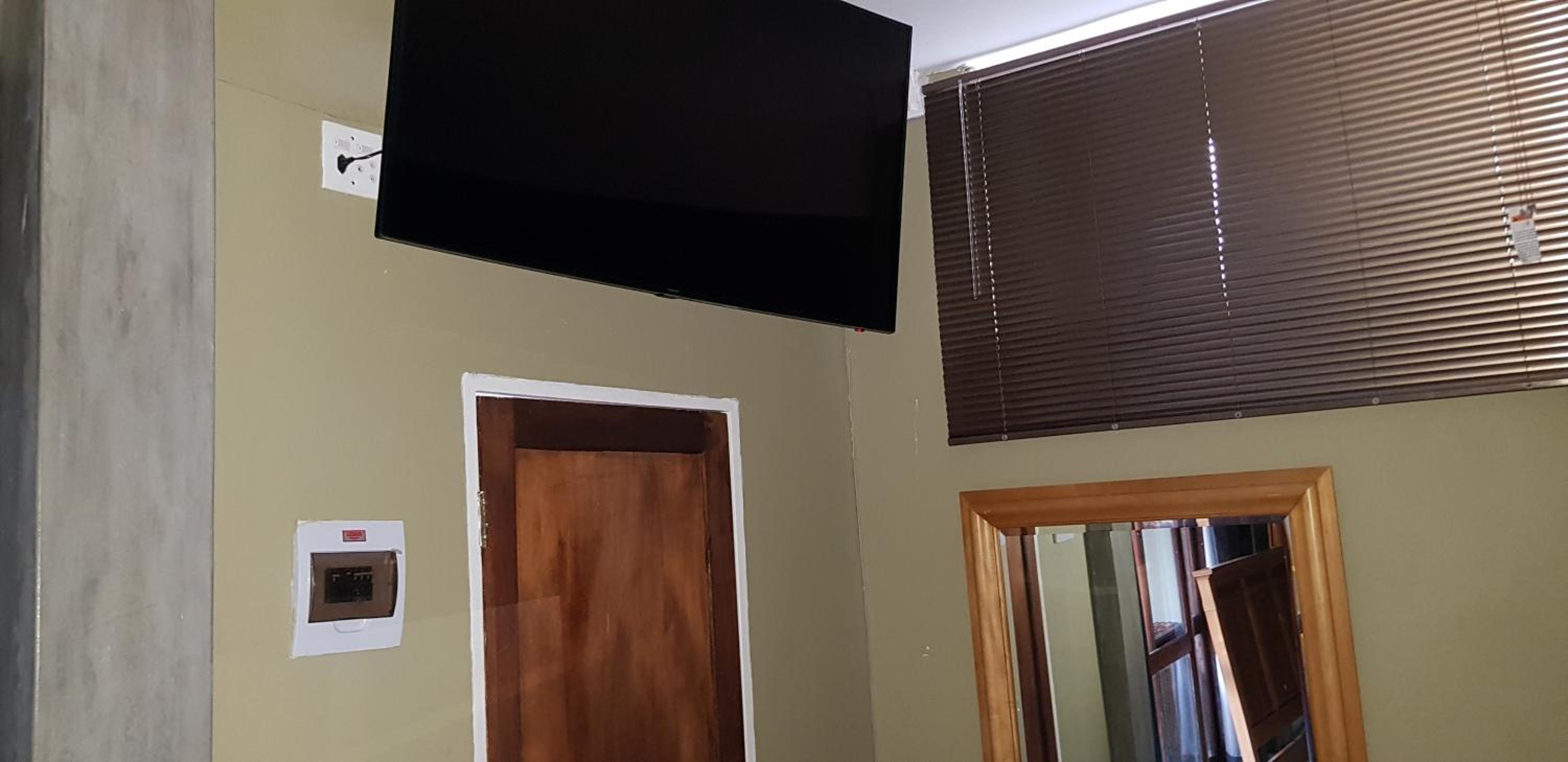 Standard Suite - Photo 2
