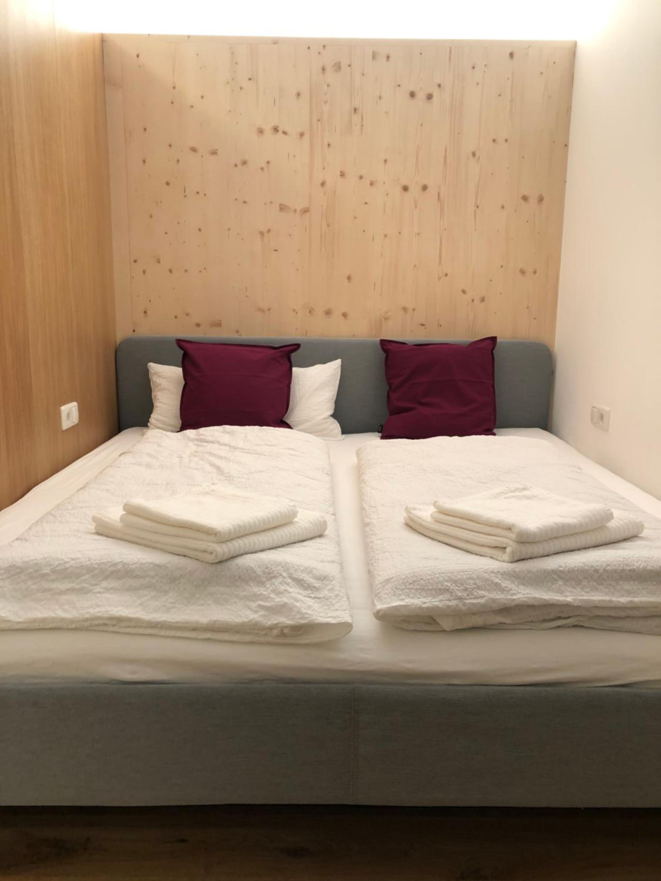 One-Bedroom Apartment - Photo 9