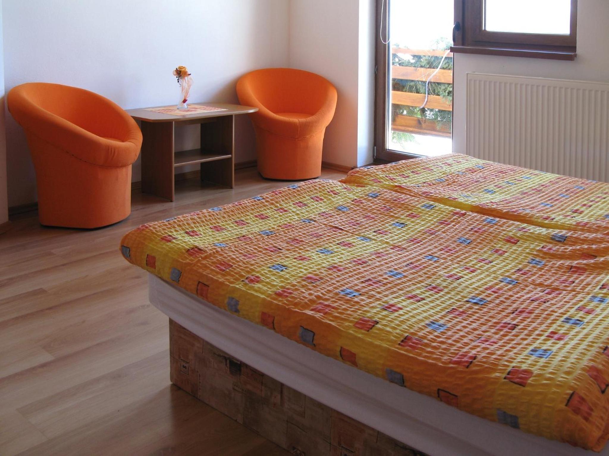 Three-Bedroom Apartment with Balcony photo 1