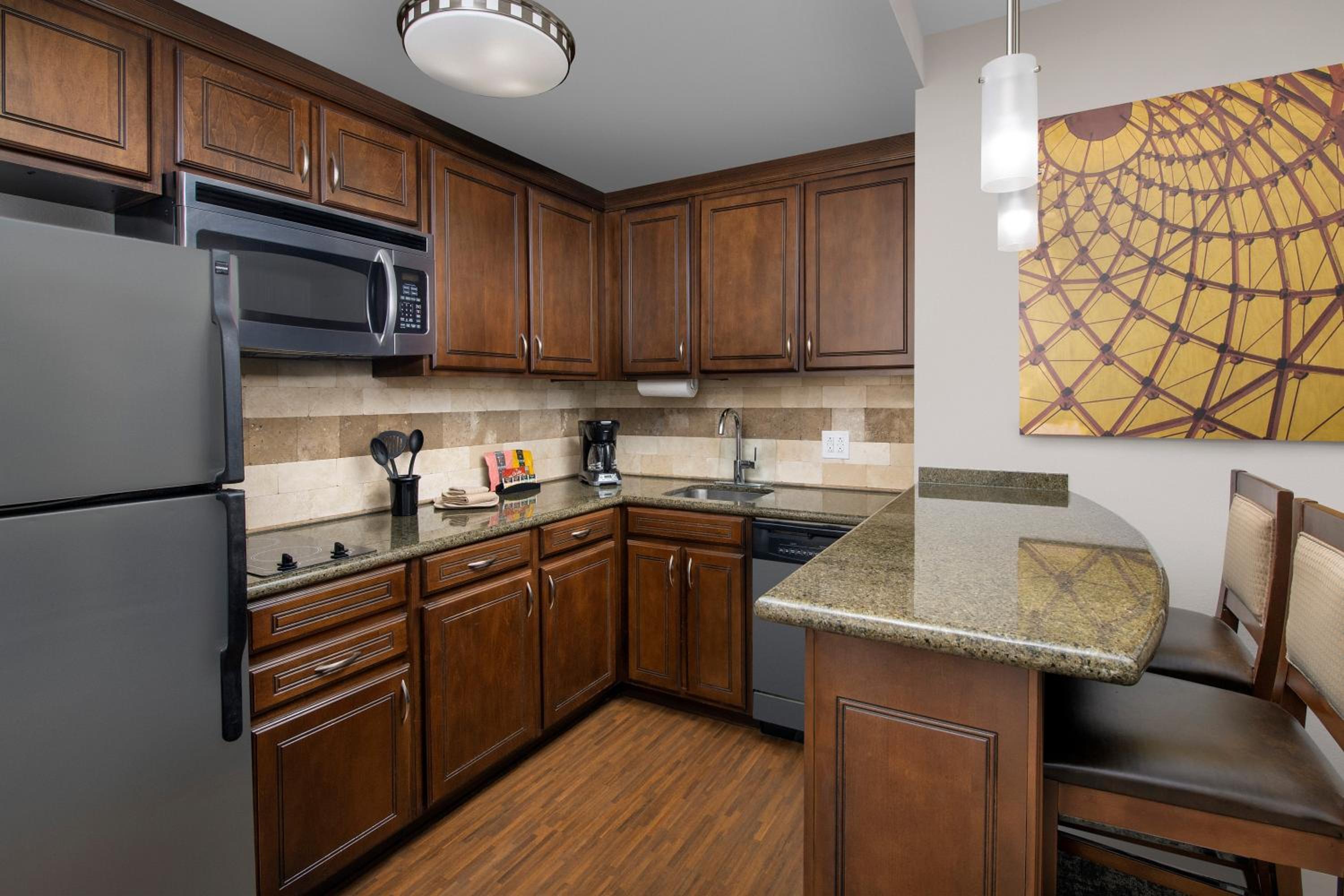 Studio Suite - Photo 5