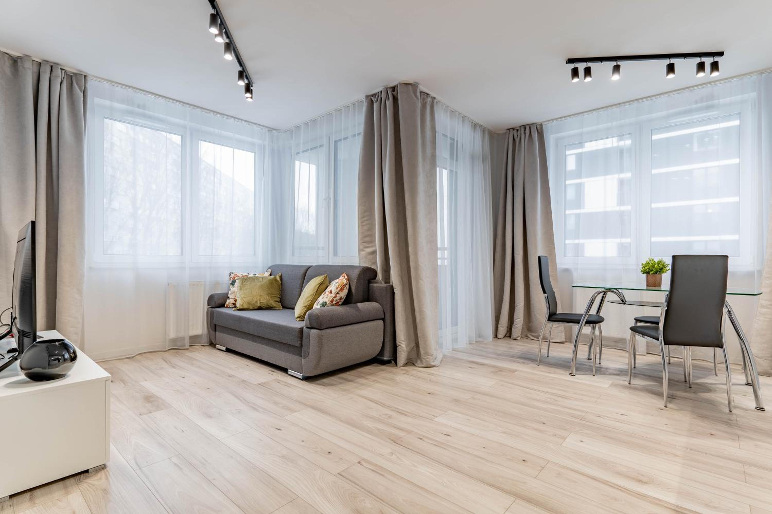 Apartament z 1 sypialnią i balkonem - 2a photo 1