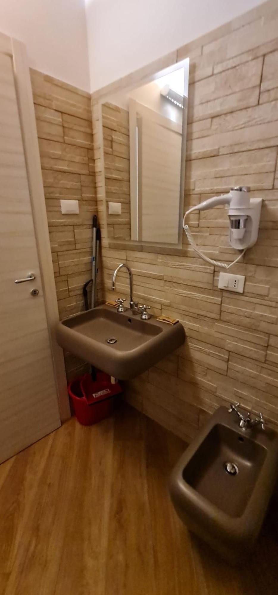 Penthouse Apartment - Photo 8