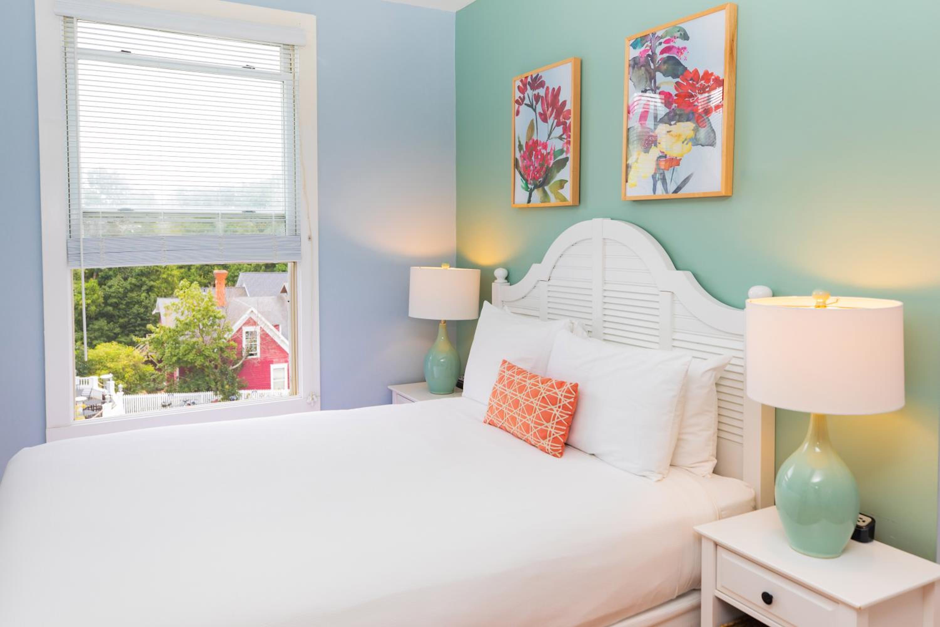 Standard Queen Room - Photo 2