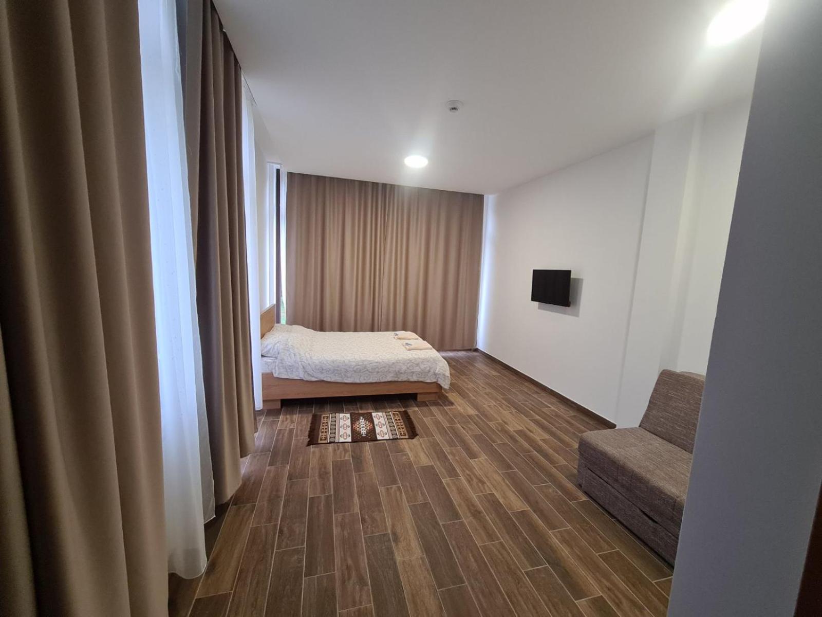 Double Room with Pool View photo 1