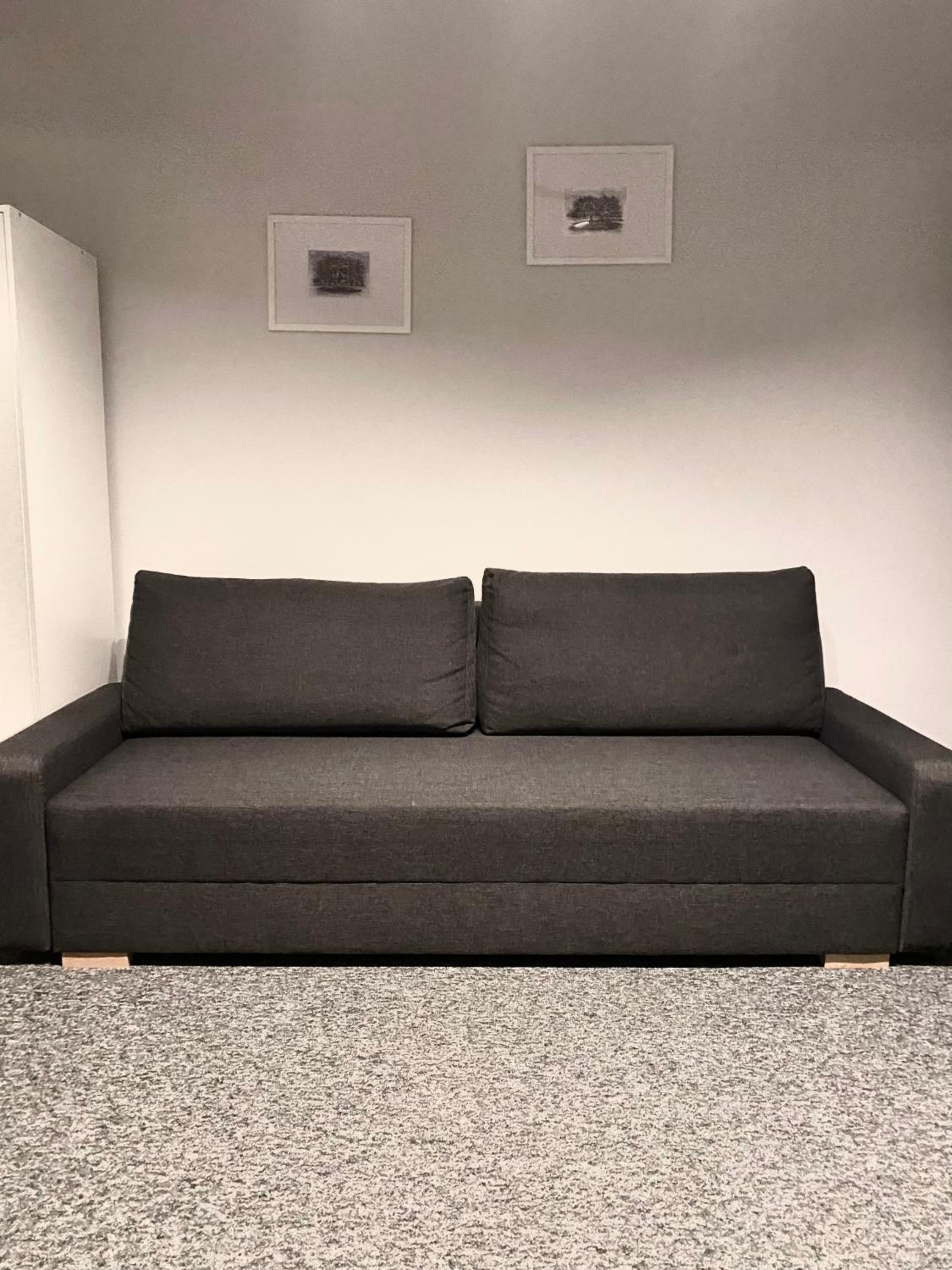 Apartment photo 2