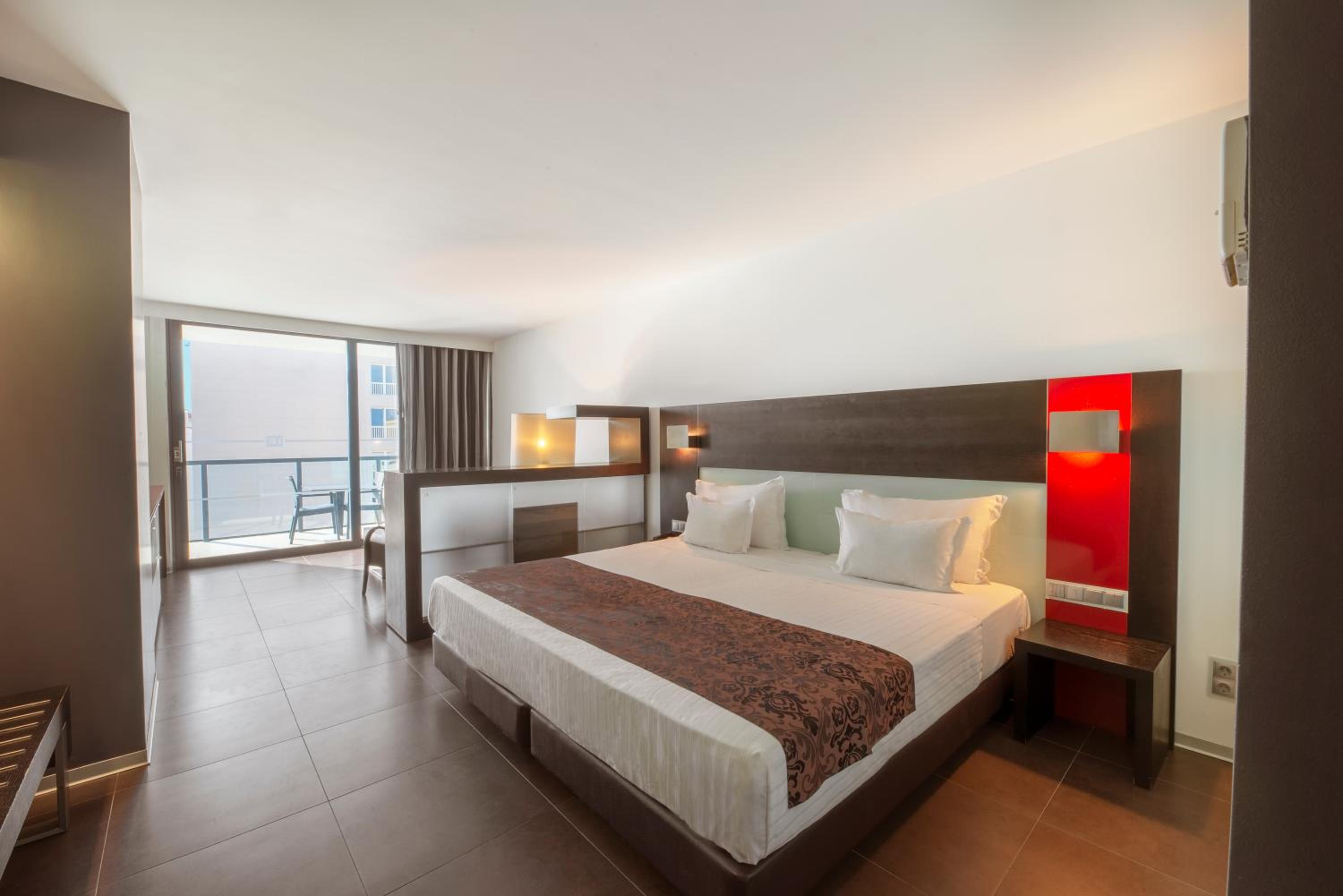Prestige Suite with Side Sea View (2 Adults + 1 Child up to 12 Years Old)