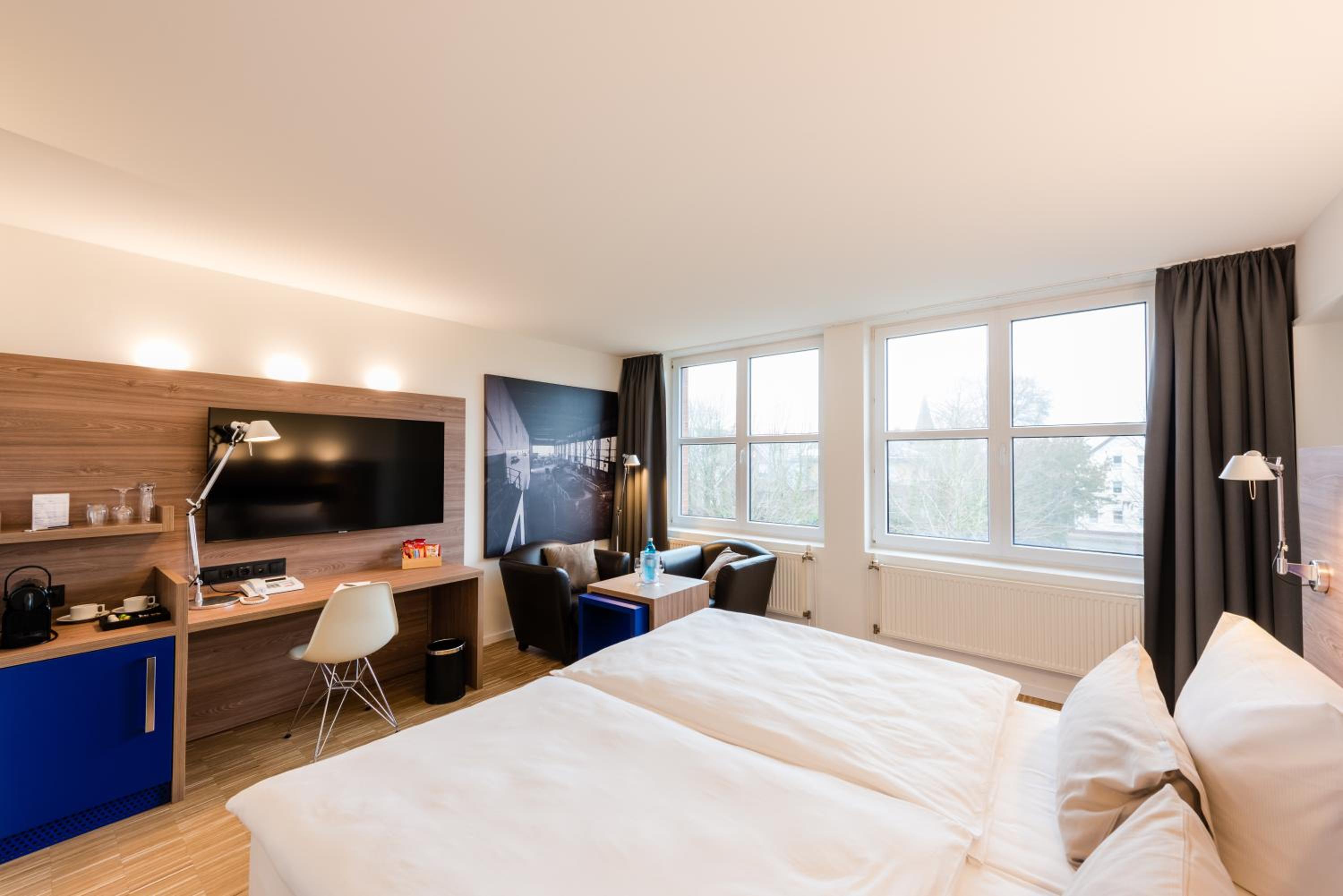 Standard Double or Twin Room photo 3
