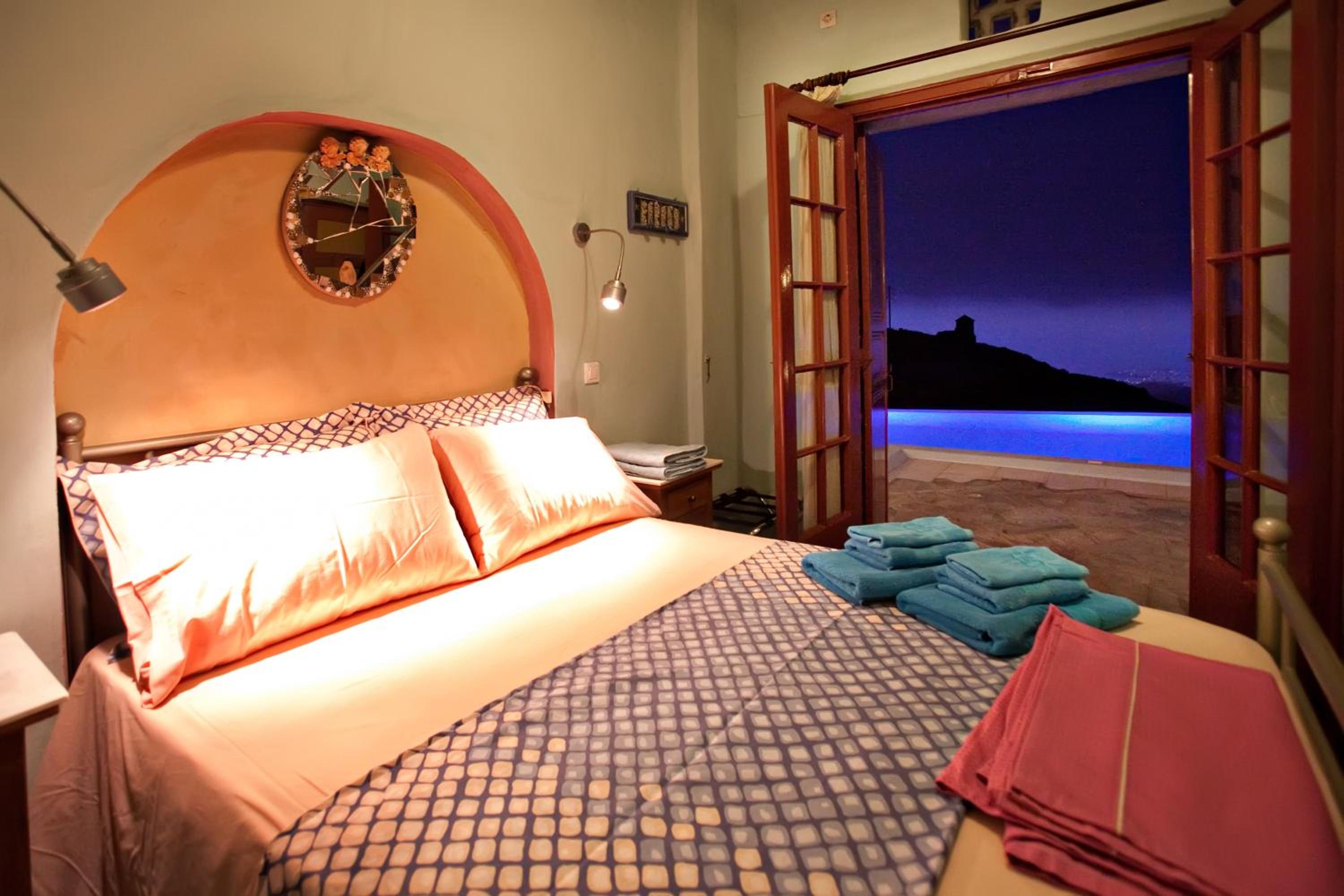 Villa Premium con 4 Camere da Letto e Piscina Privata