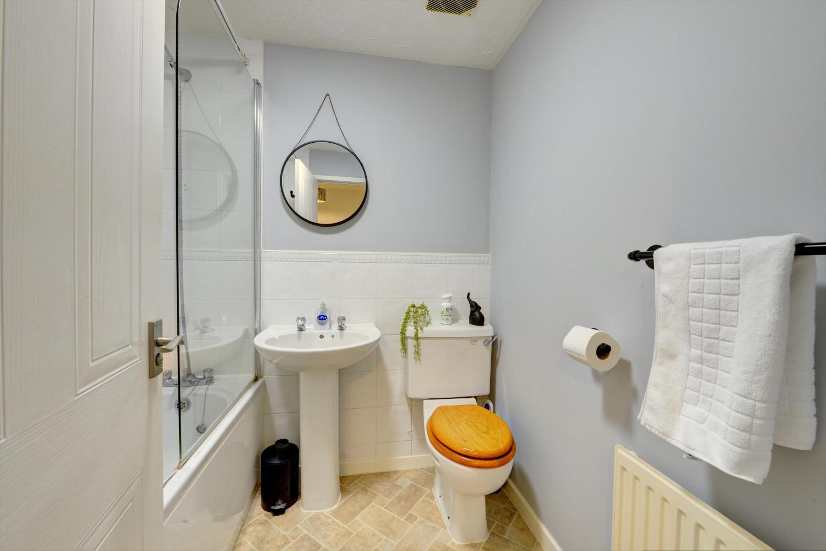 Two-Bedroom House photo 3