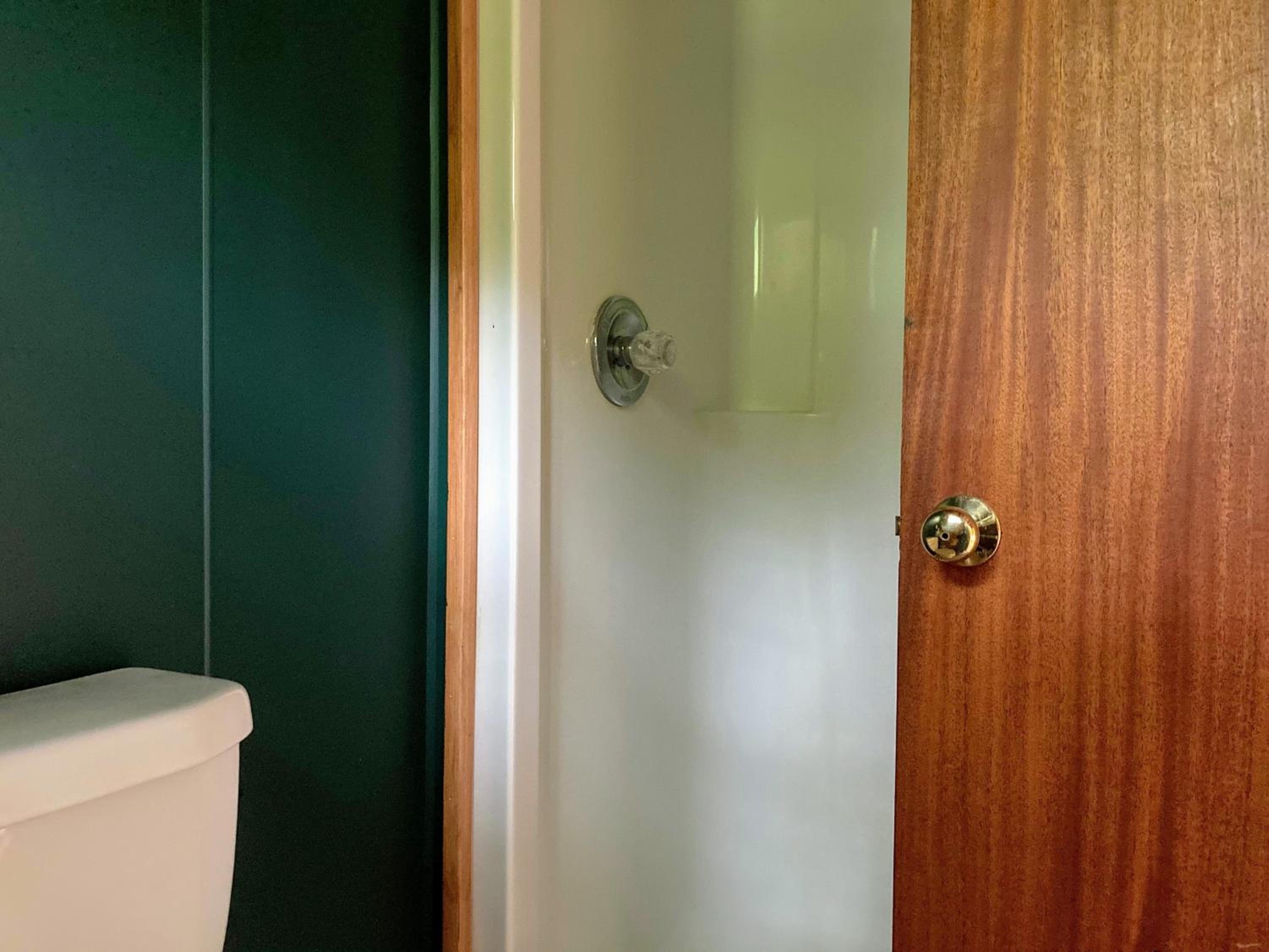 Double Room - Photo 7