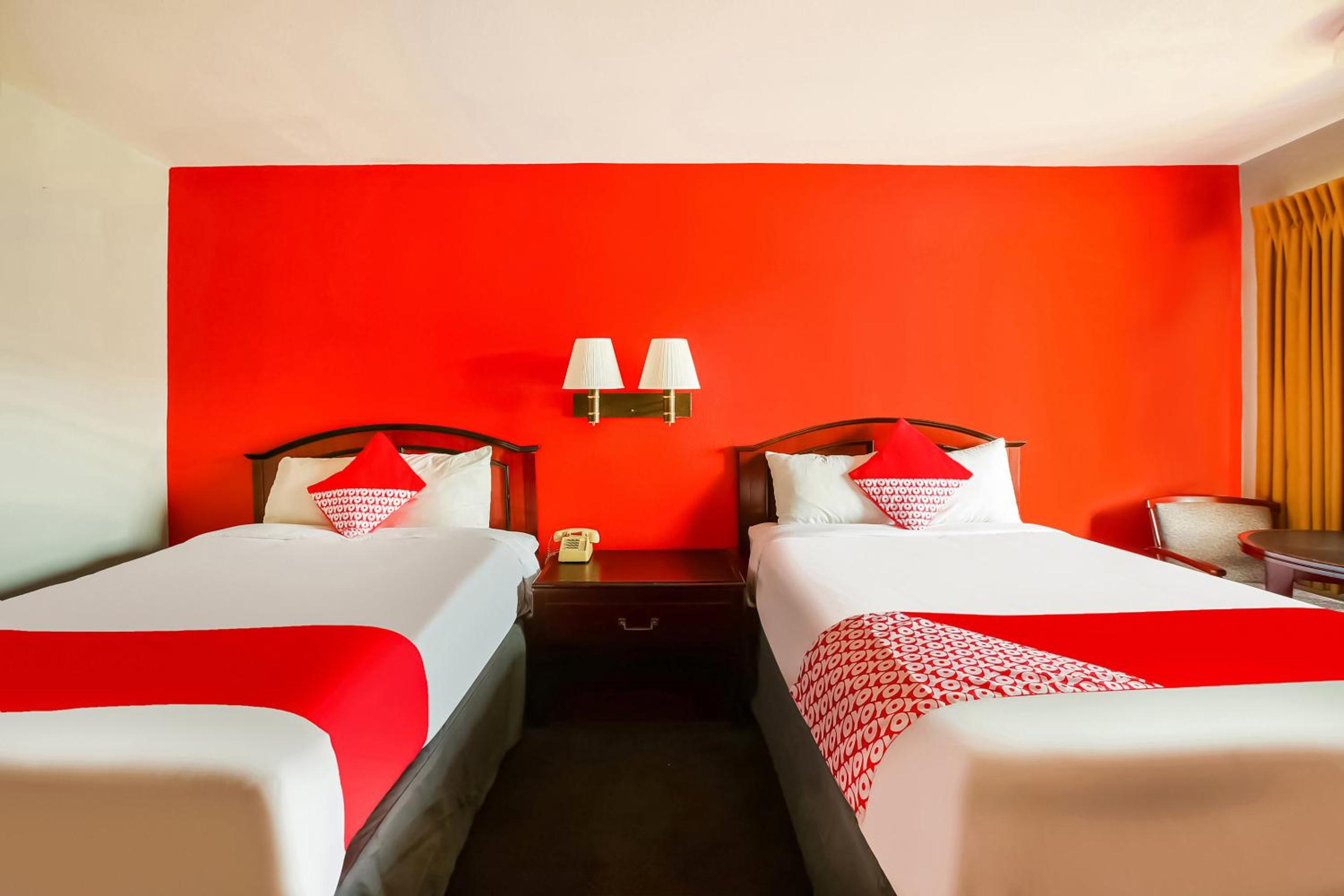 Double Room with Two Double Beds Smoking photo 1