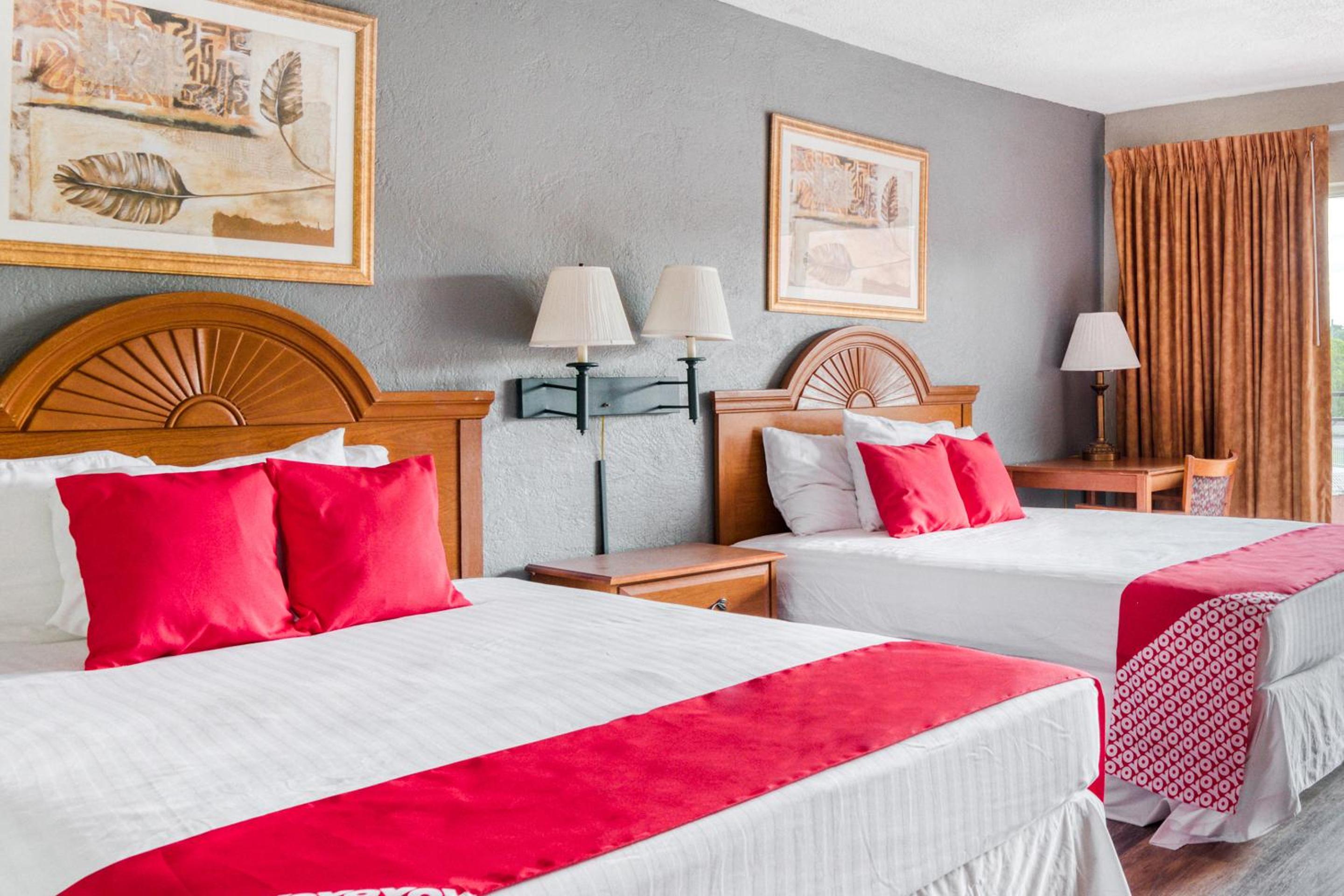 2 Queen Bed - Photo 3