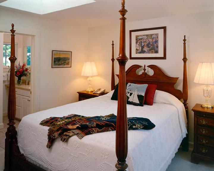 One Bedroom Apartment - Winstead Inn