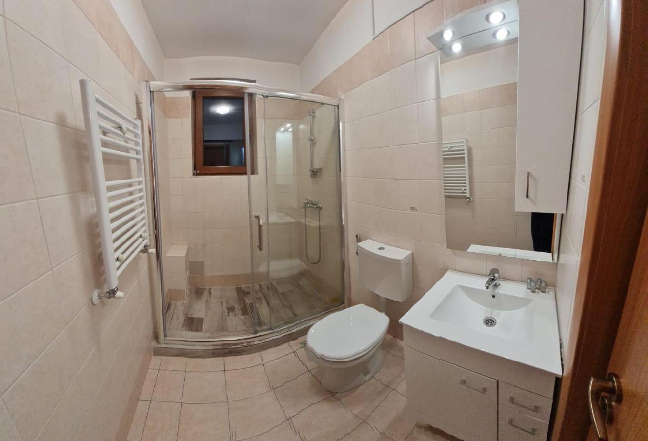 Two-Bedroom Apartment - Photo 4