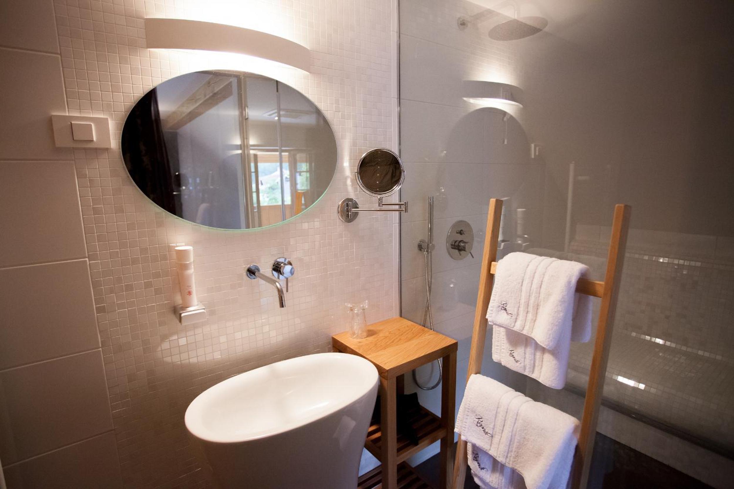 Superior Double Room with Balcony photo 2