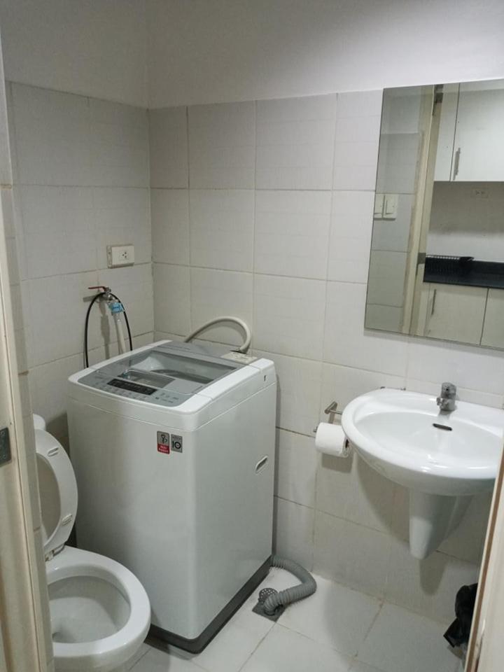 One-Bedroom Apartment with Balcony - Photo 18