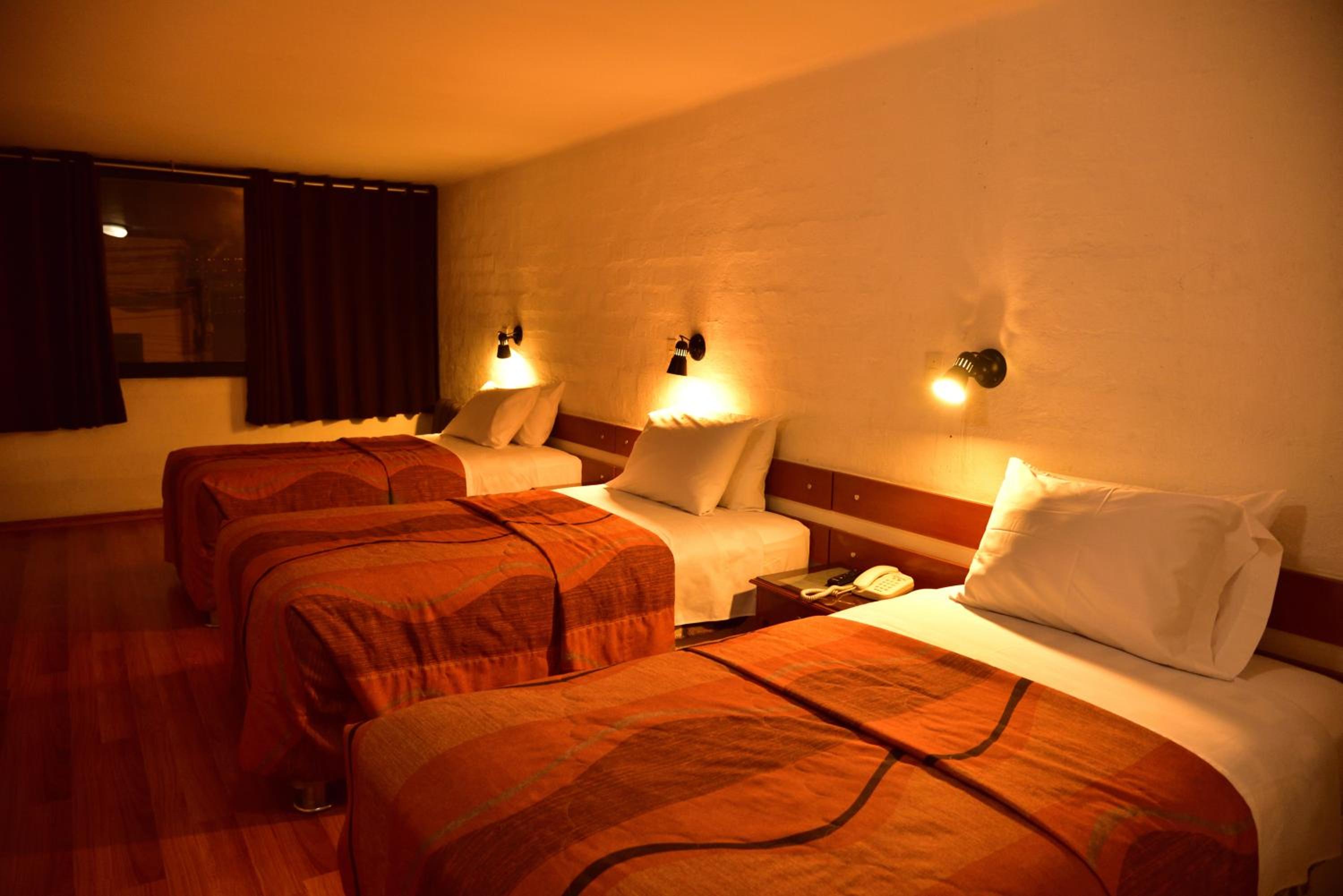 Standard Triple Room photo 3