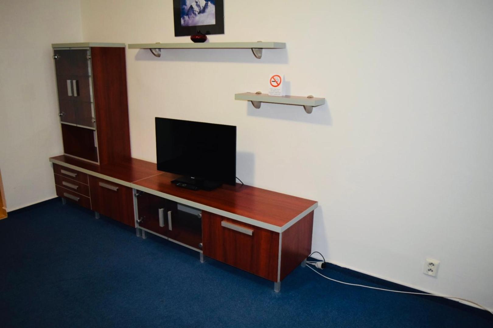 Standard Twin Room - Photo 6
