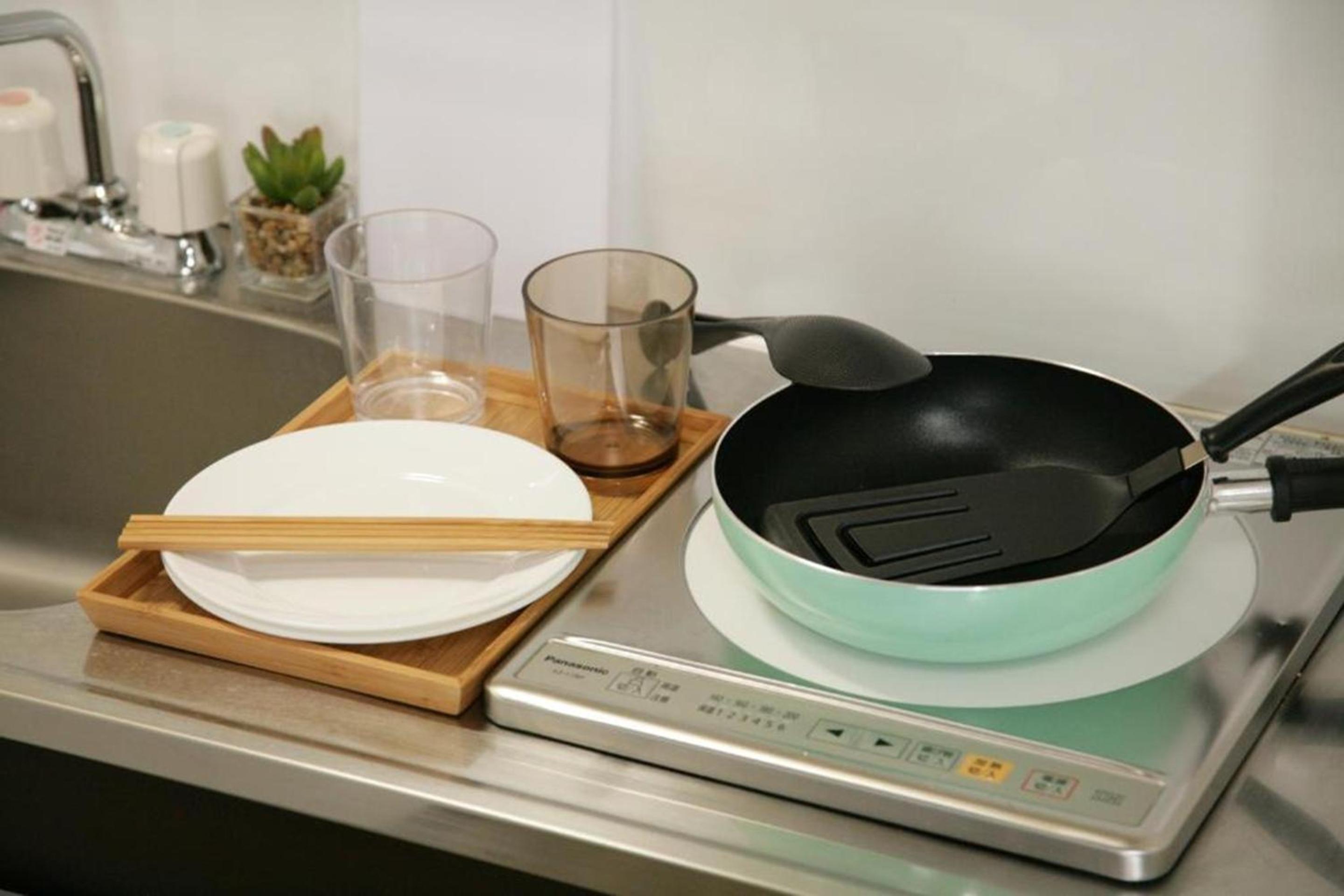Standard Room (One Double Bed) with Kitchen - Non-Smoking - Cleaning Fee Extra - No Cleaning for Consecutive Night Stays - Photo 9